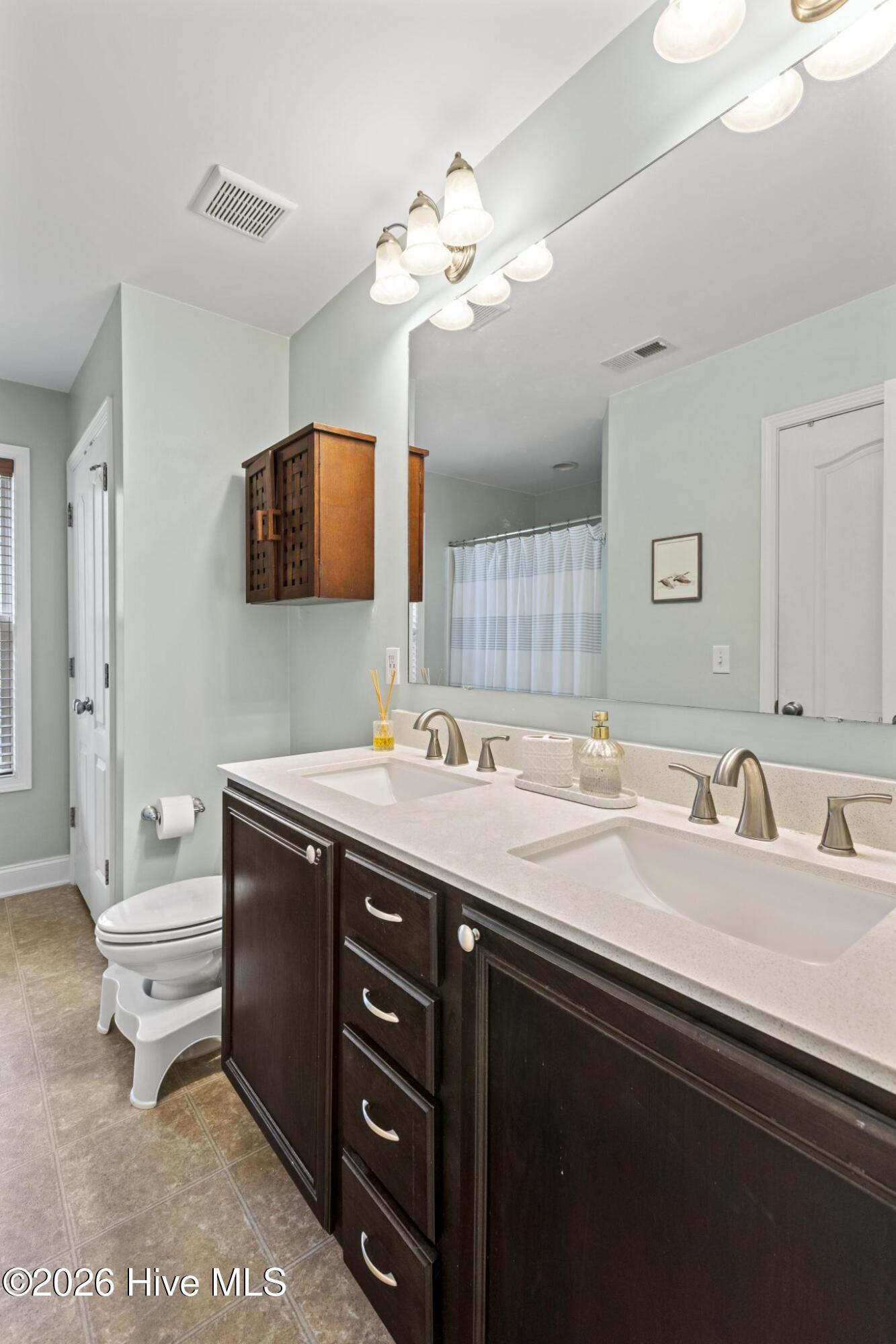 114 Norine Drive Property Photo 22