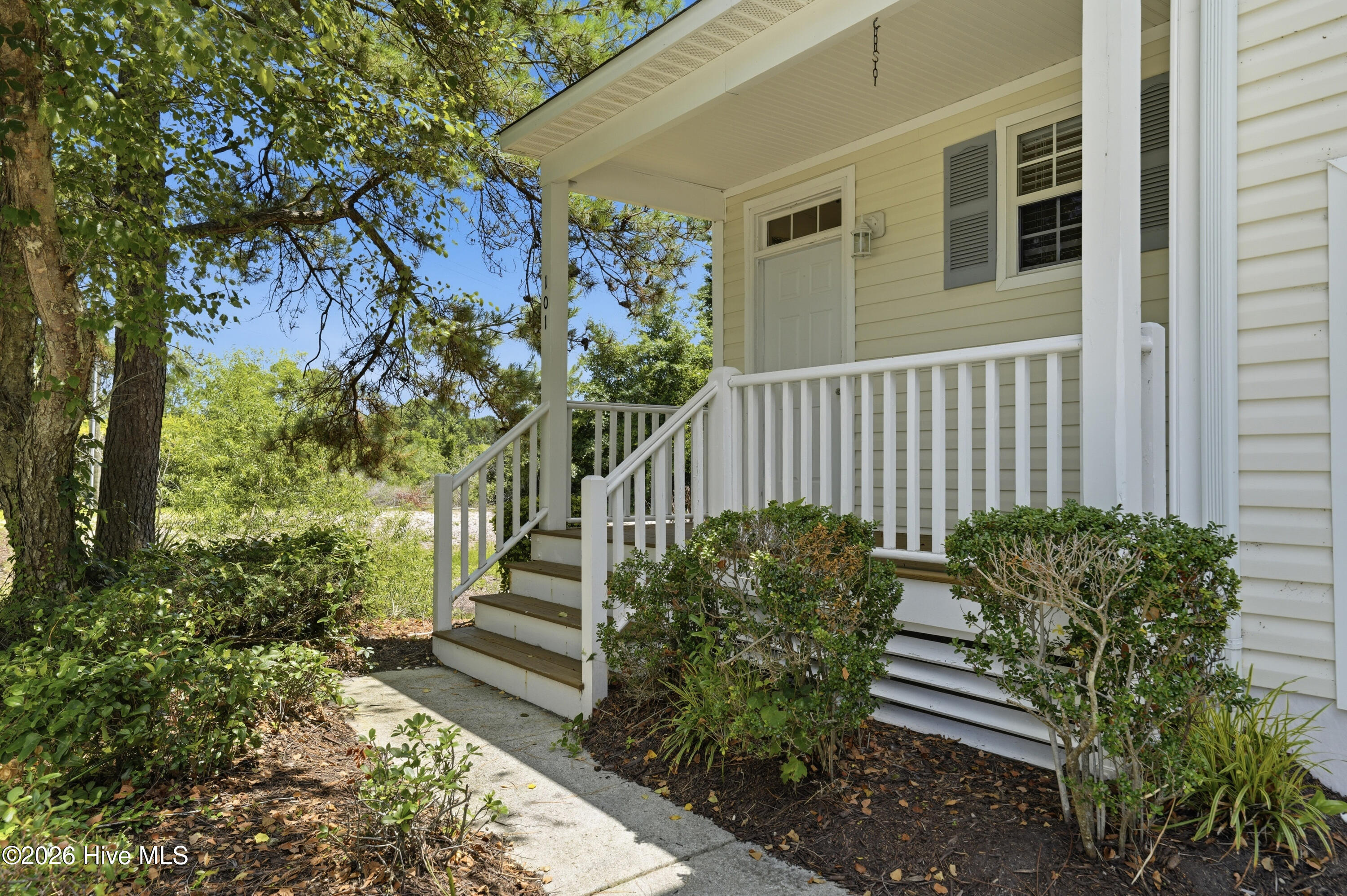 101 Durands Landing Property Photo 5
