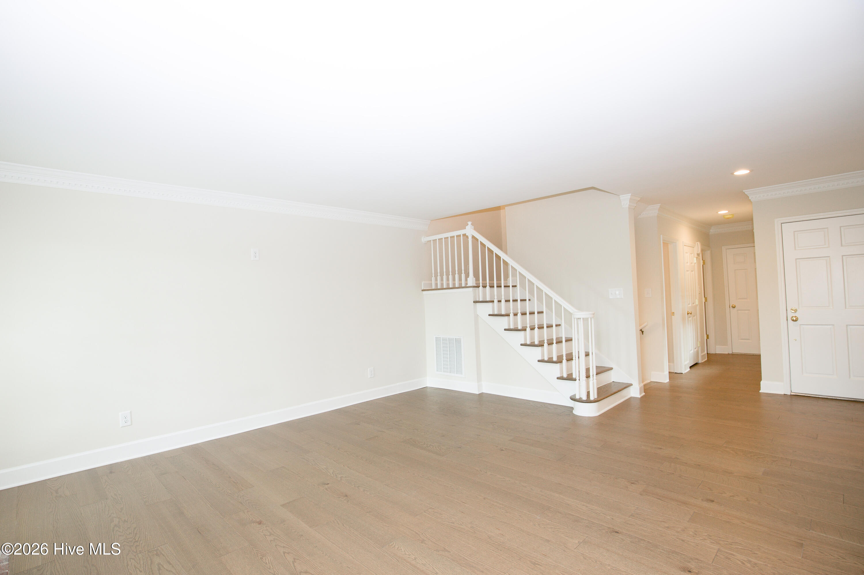 131 Racquet Lane Property Photo 8