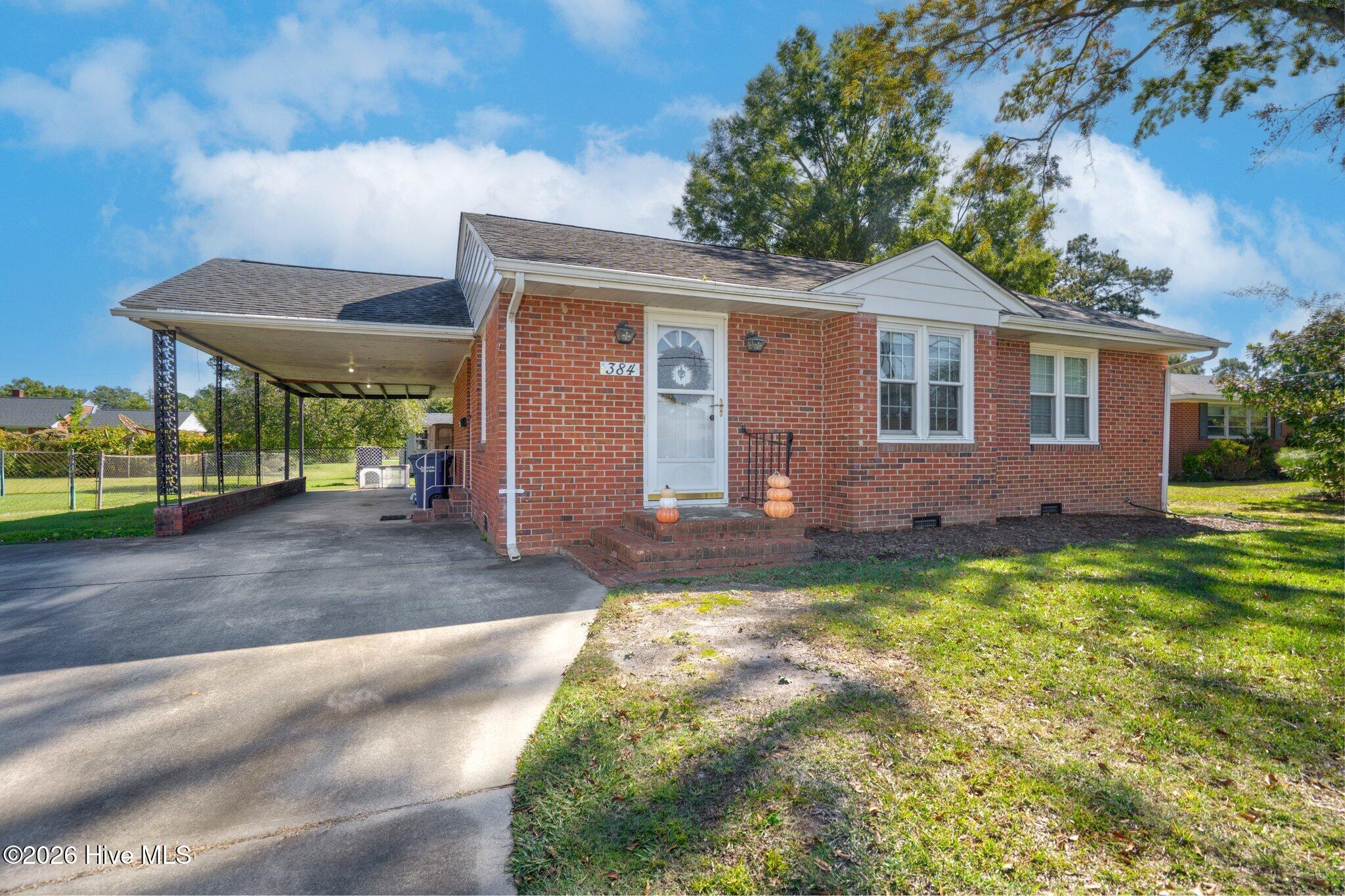 384 Snow Hill Street Property Photo 1
