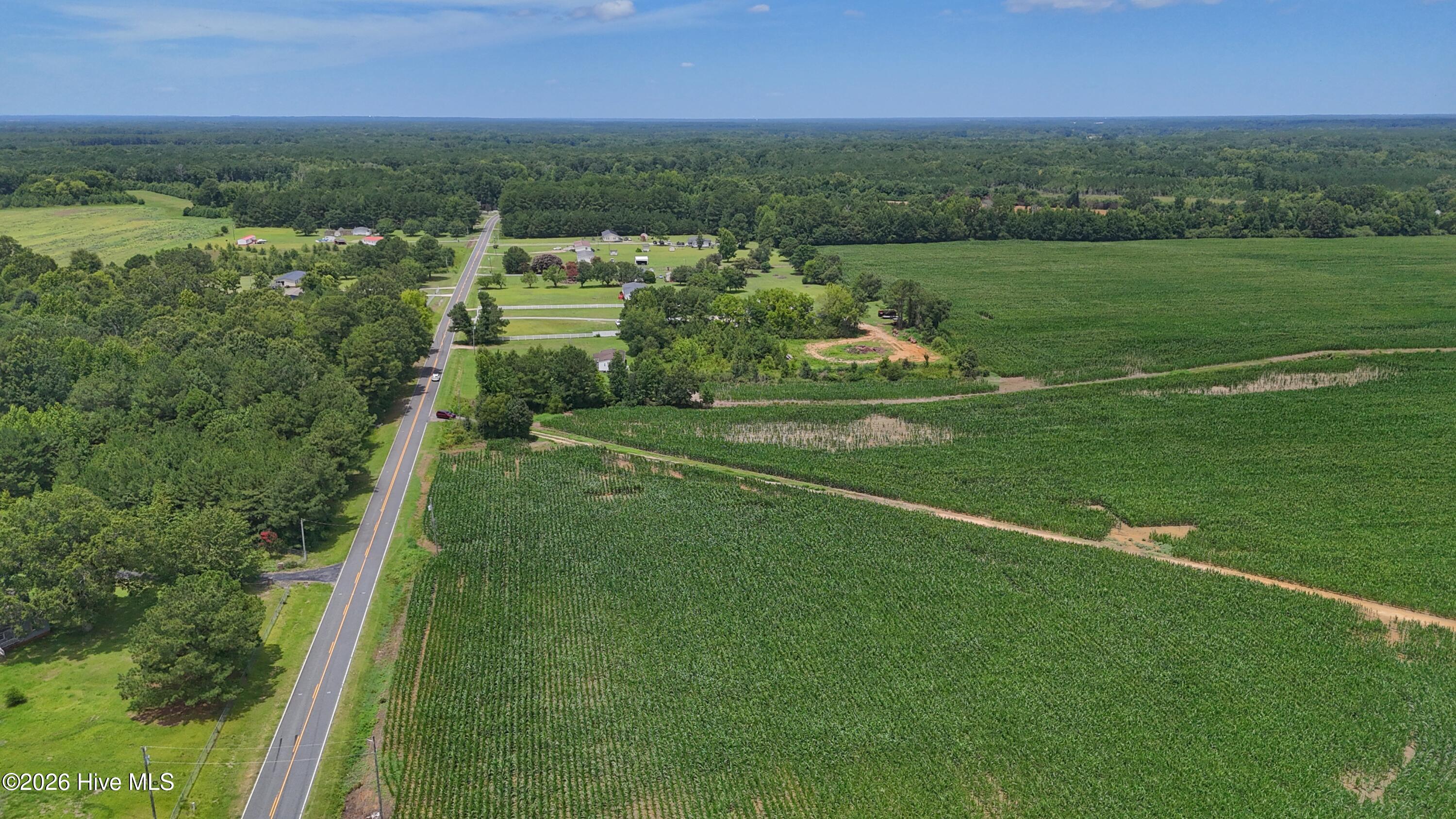 02 Titan Roberts Road Property Photo 5