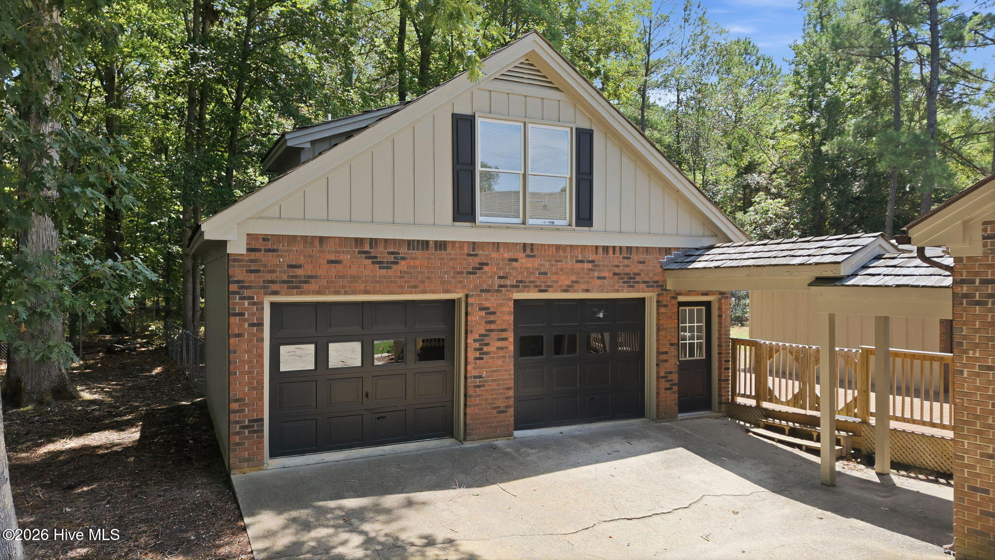 3425 Weatherstone Drive Property Photo 7