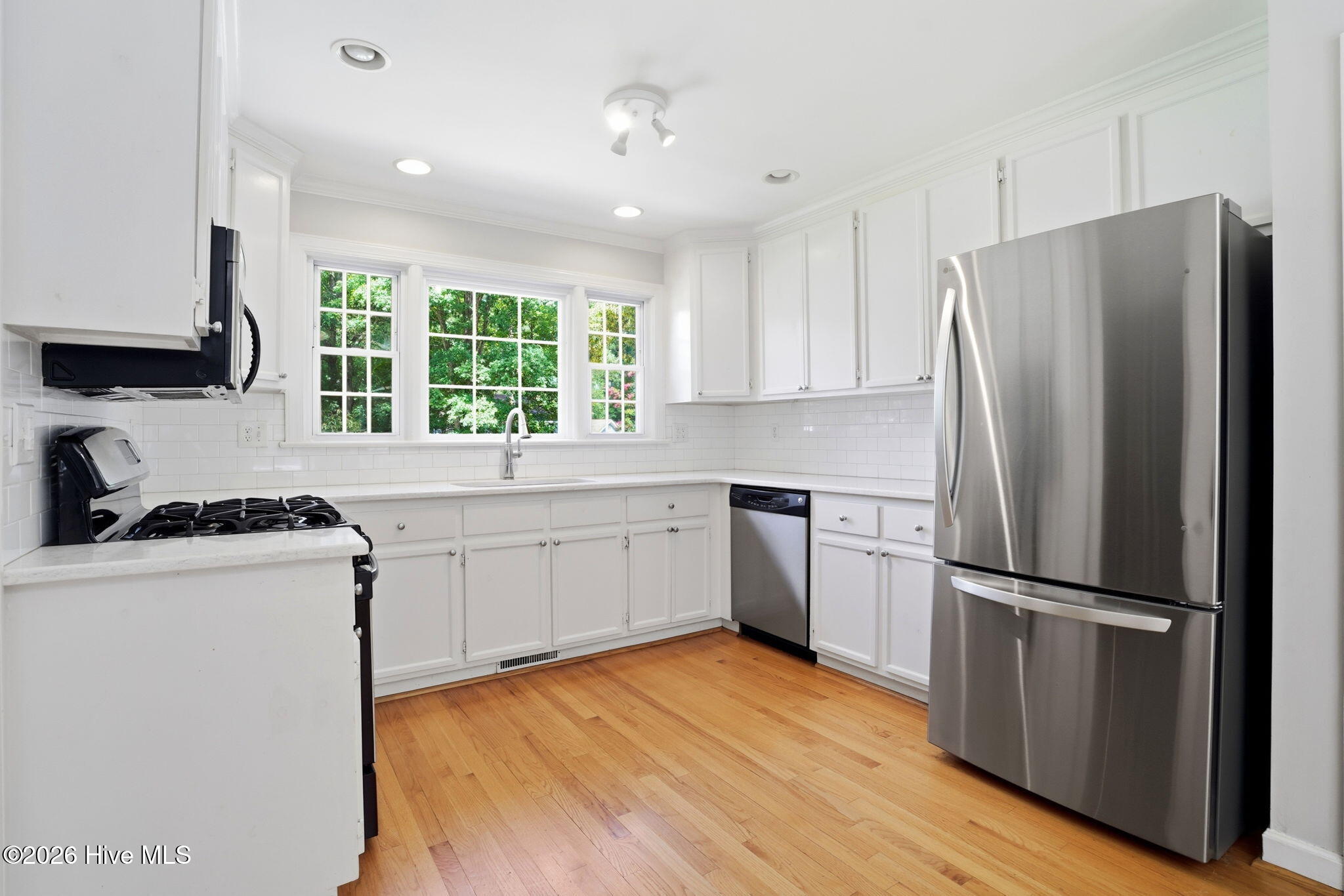 3425 Weatherstone Drive Property Photo 18