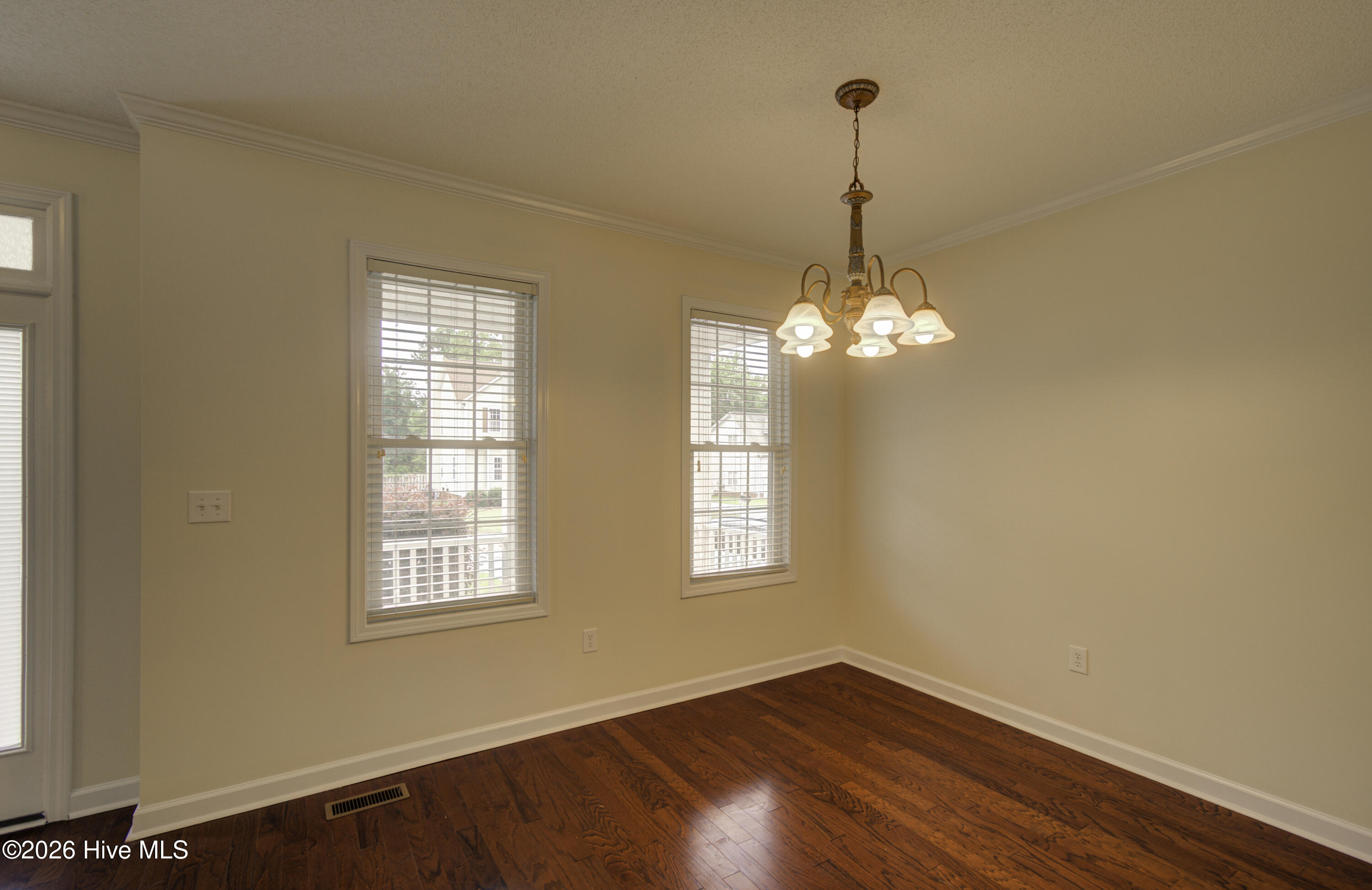 318 Osprey Point Drive Property Photo 9