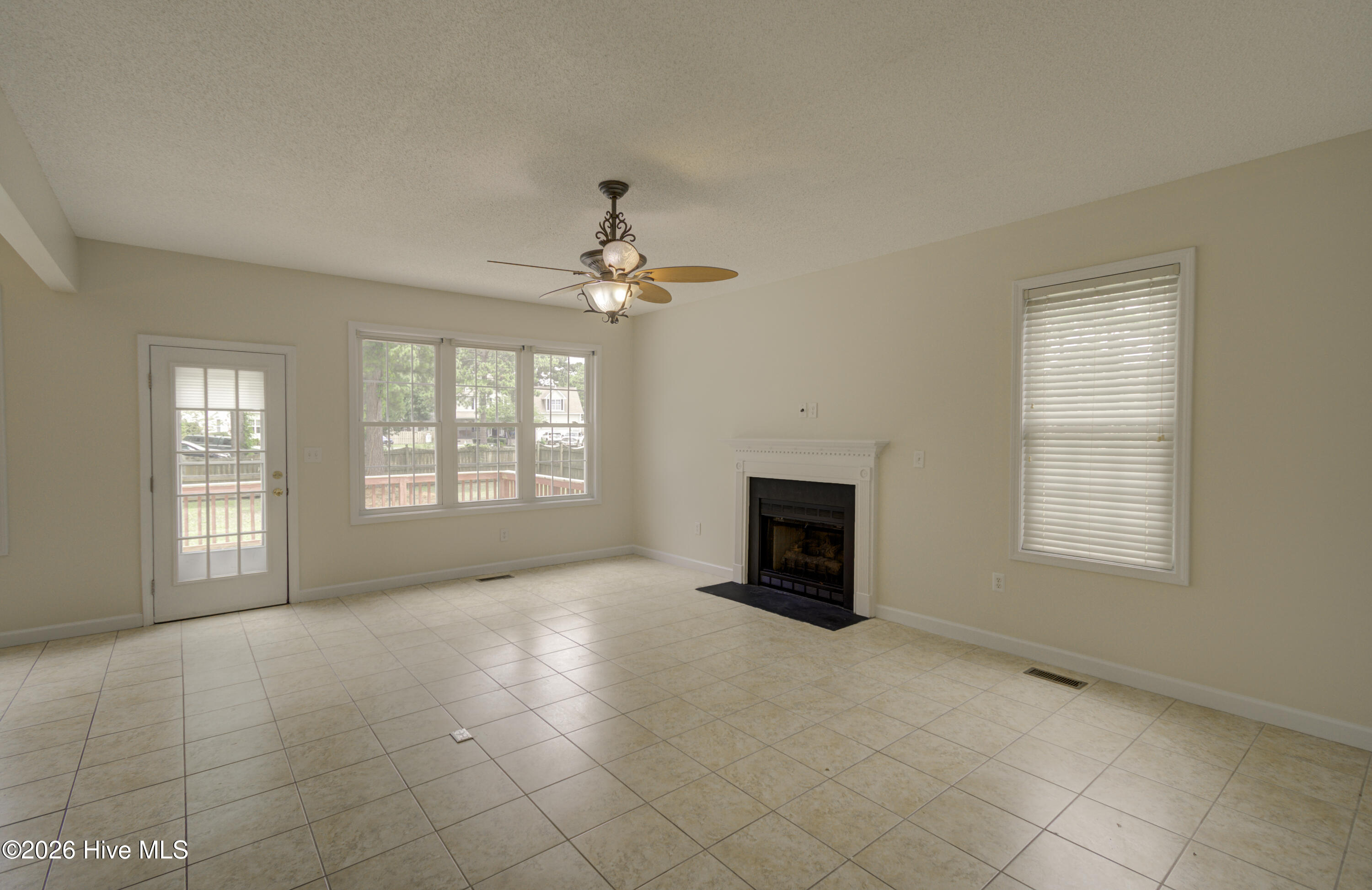 318 Osprey Point Drive Property Photo 14