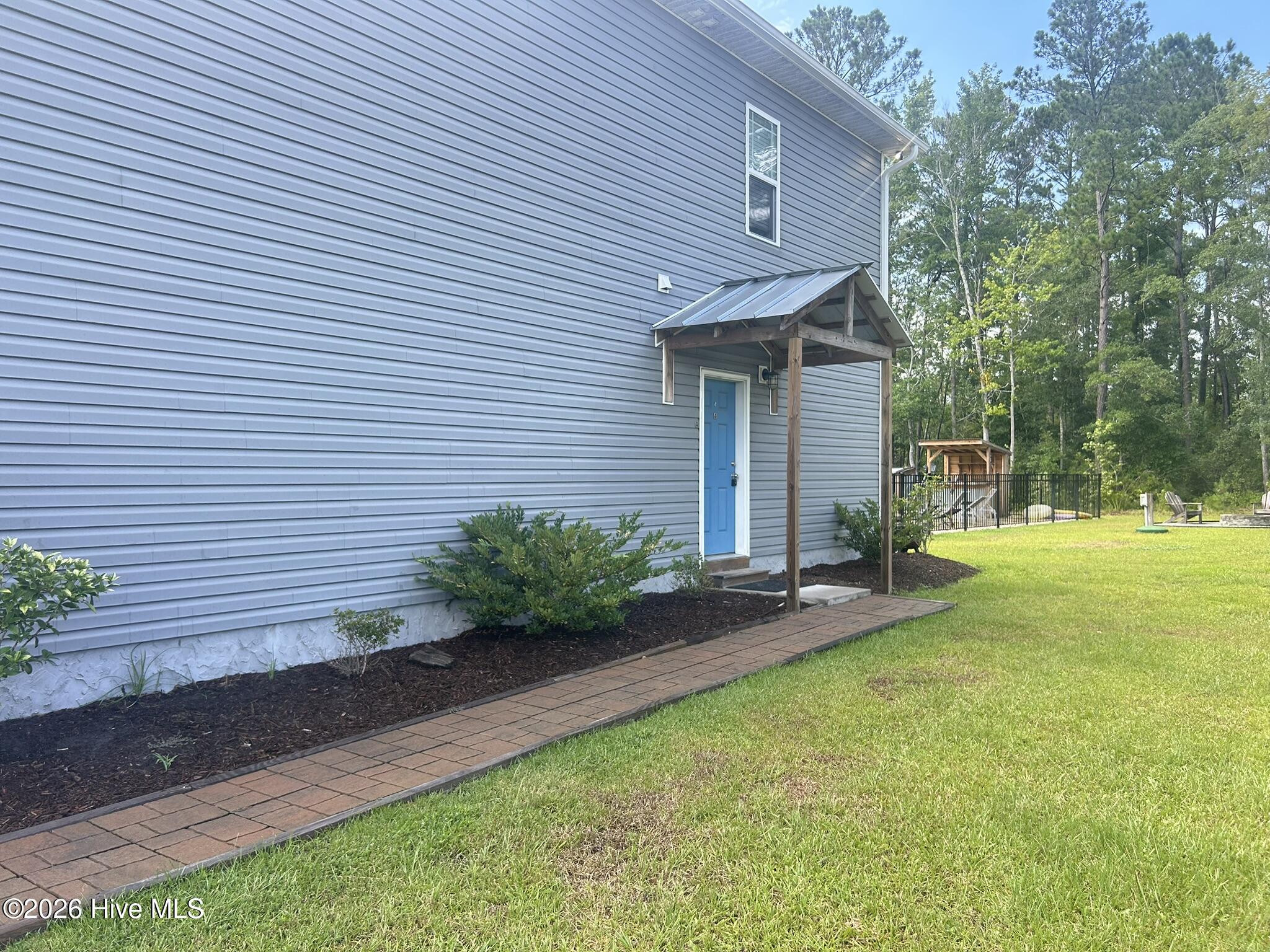 5789 Sidbury Road B Property Photo 2