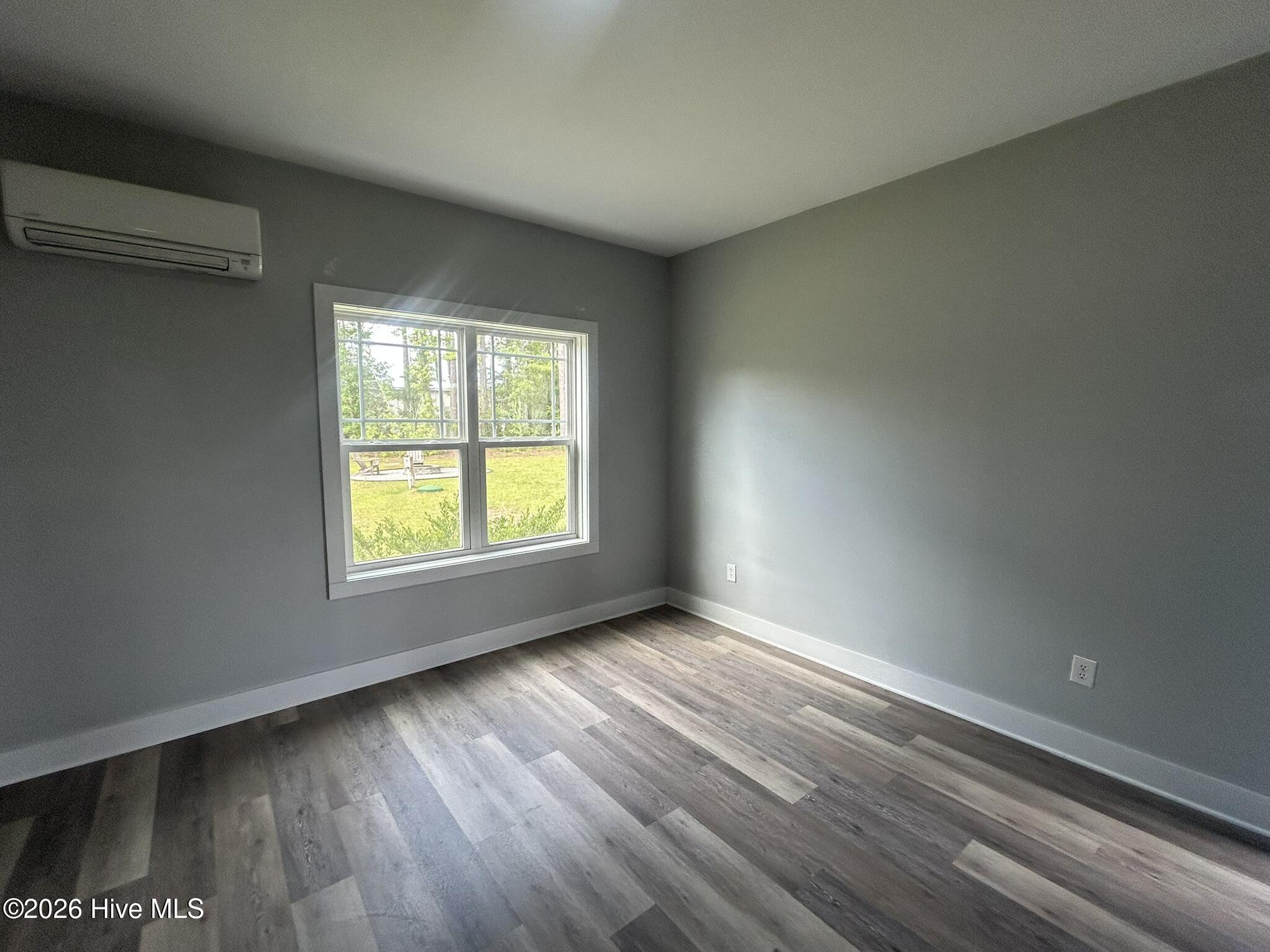 5789 Sidbury Road B Property Photo 8