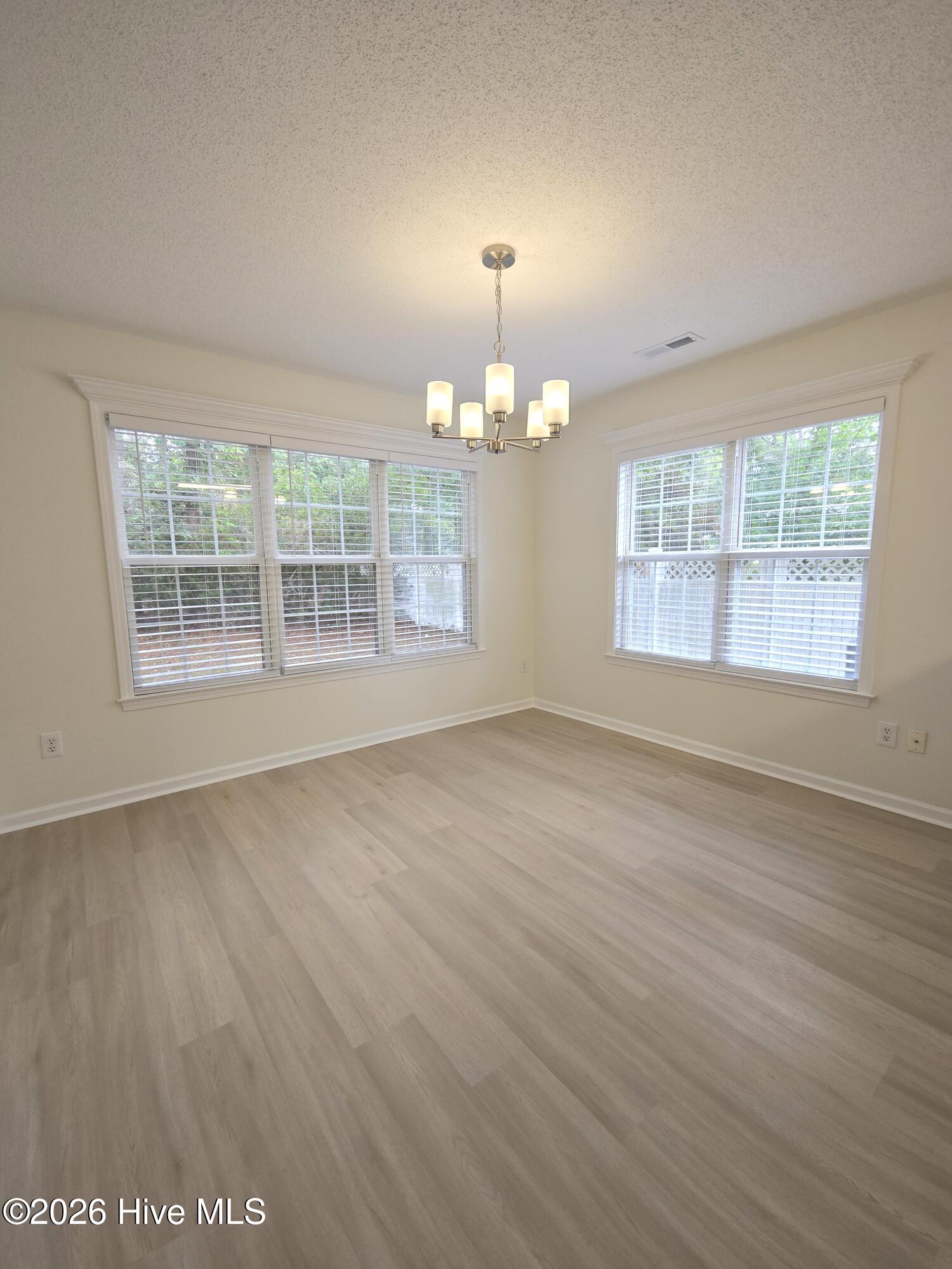 5005 Woods Edge Road Property Photo 7