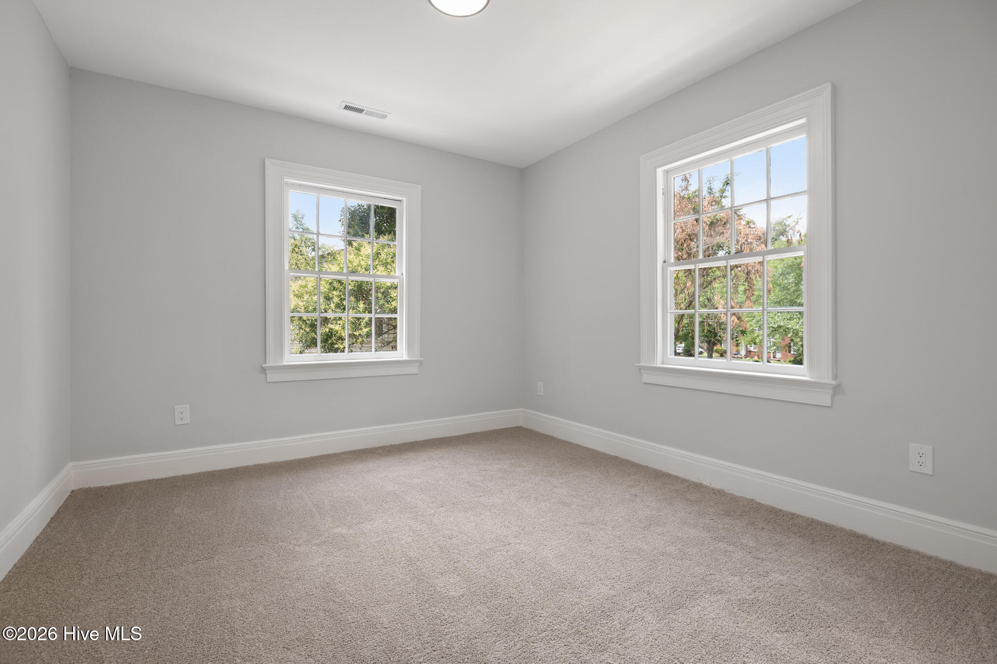 1012 Evergreen Avenue Property Photo 43