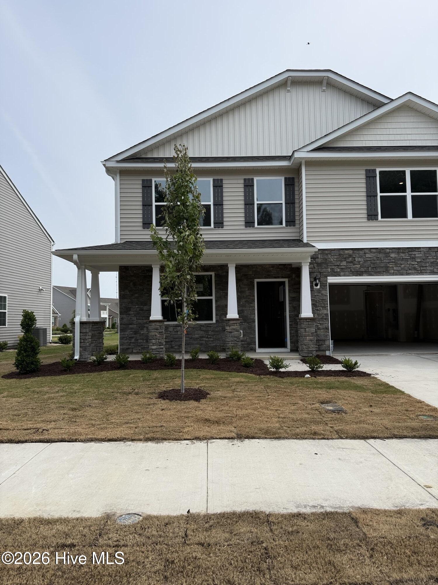 2000 Hap Barden Way Property Photo 1