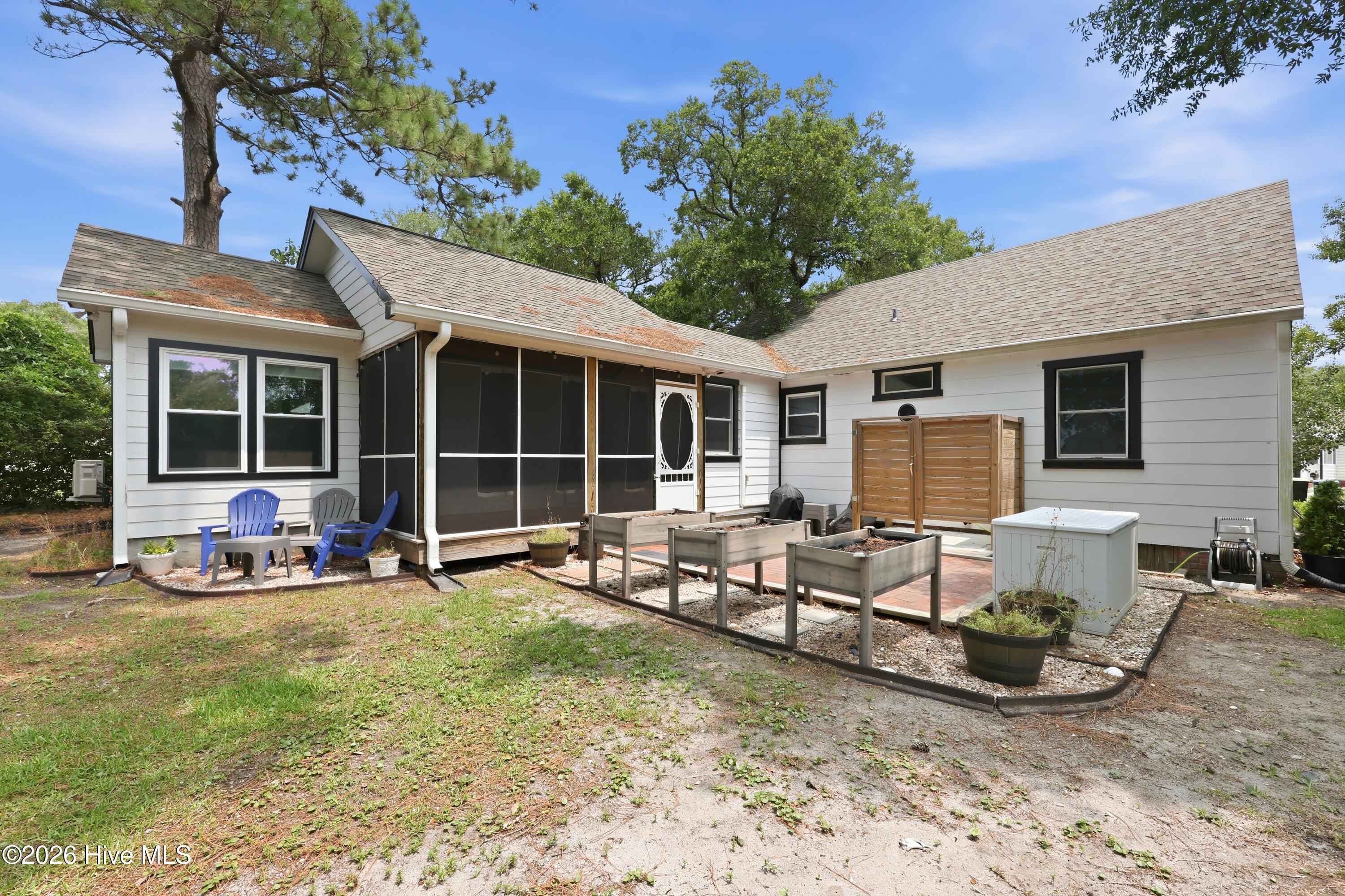 109 Noyes Avenue Property Photo 3
