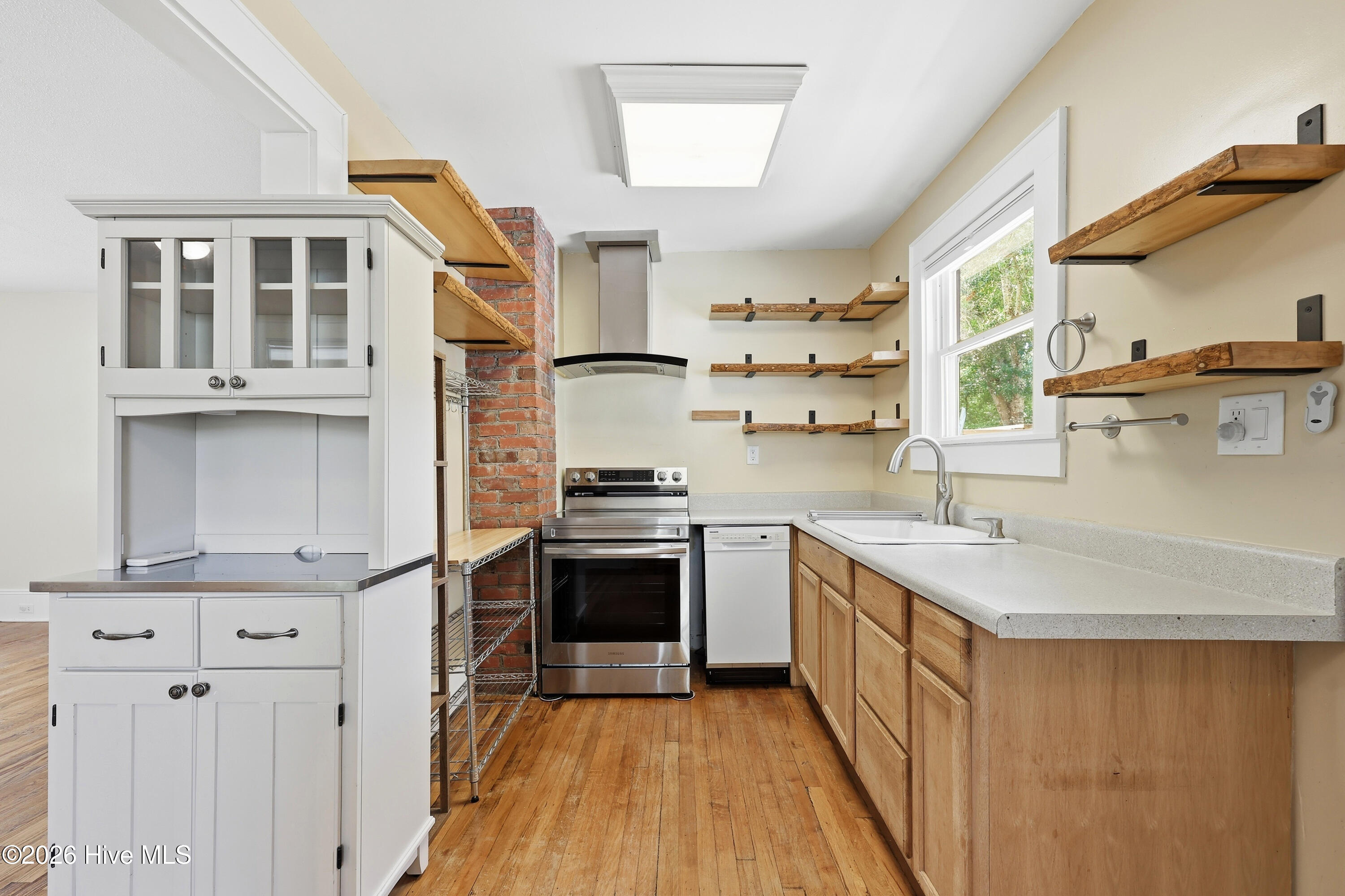 109 Noyes Avenue Property Photo 13