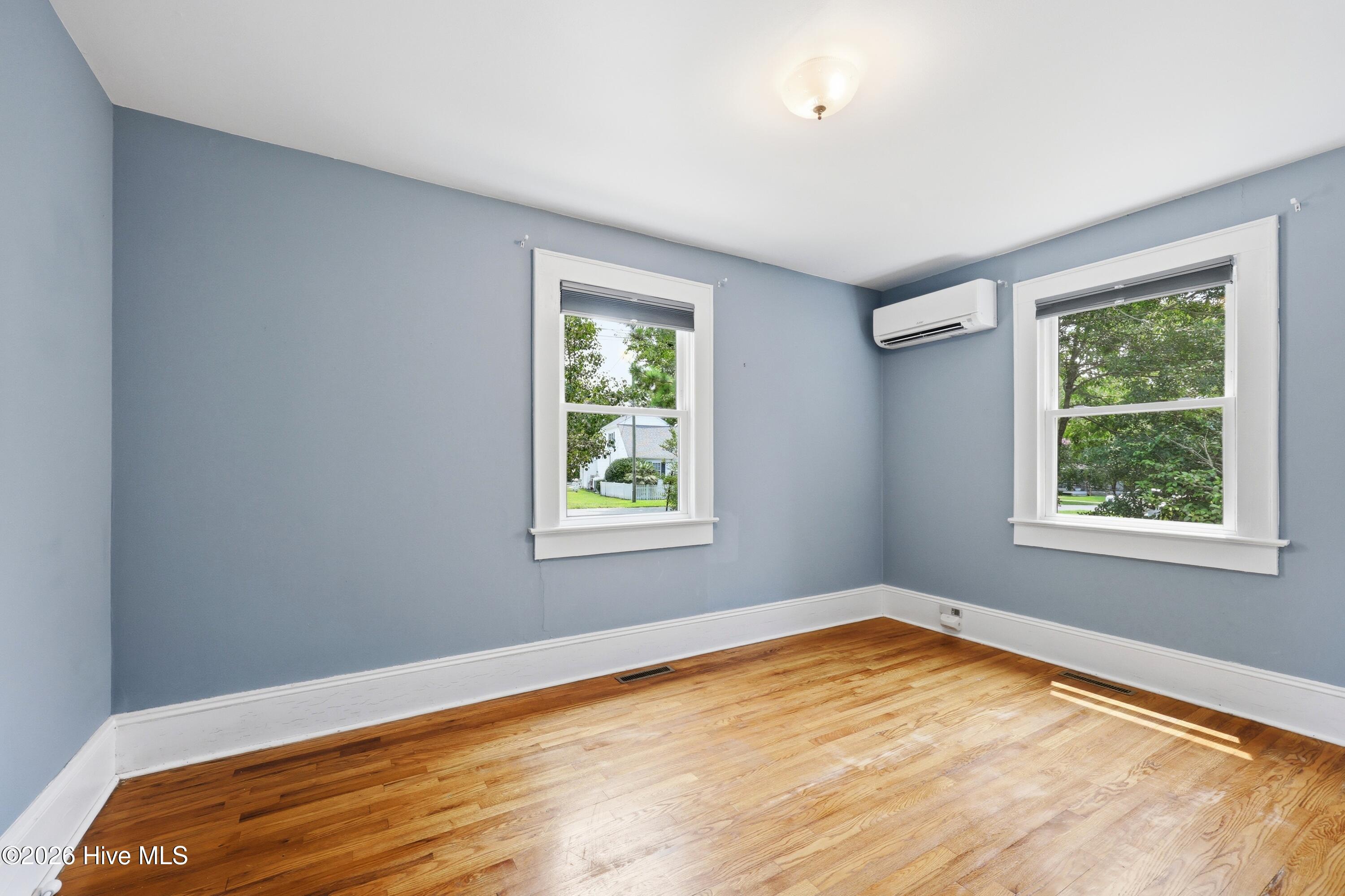 109 Noyes Avenue Property Photo 29