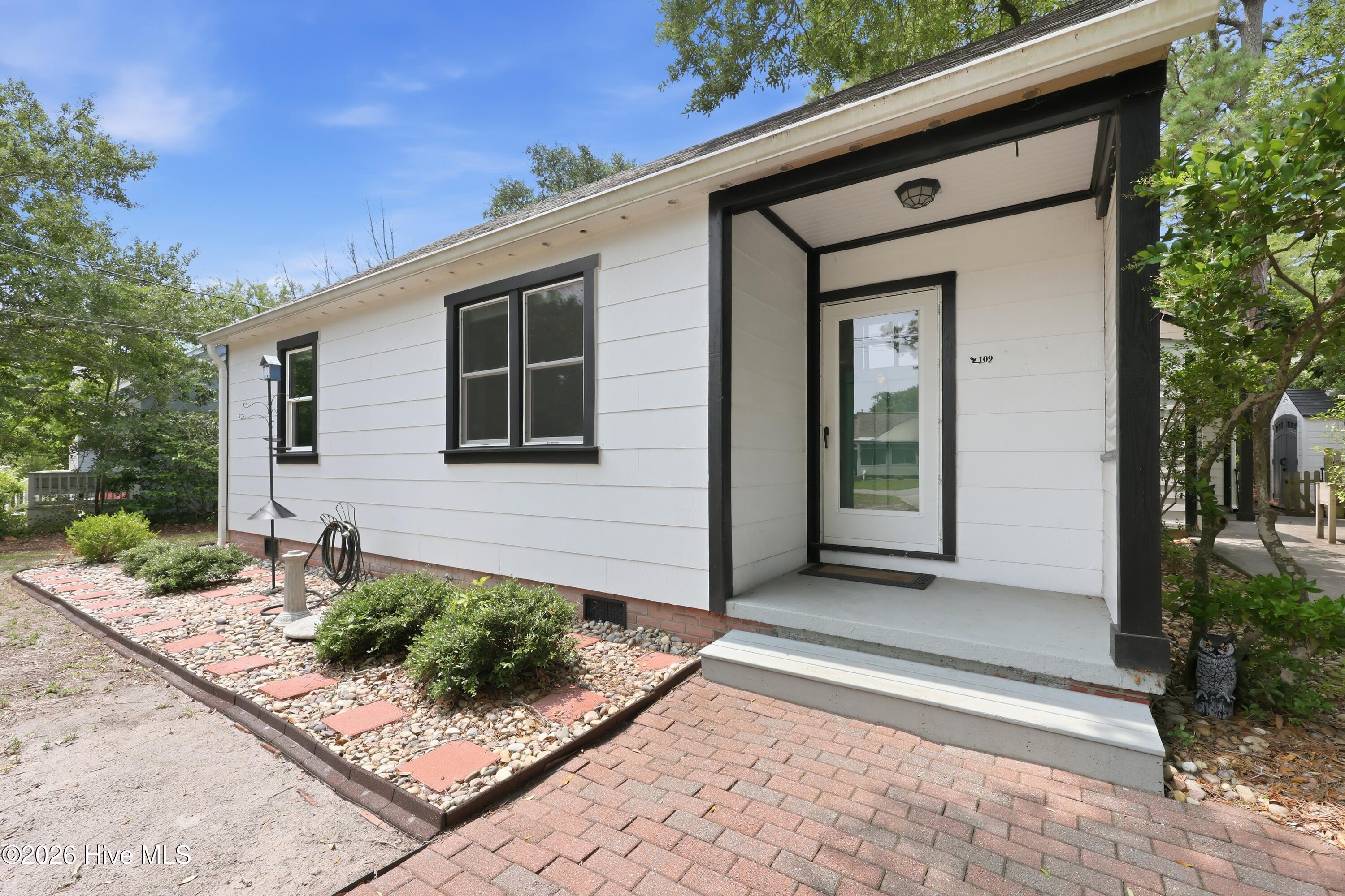 109 Noyes Avenue Property Photo 40