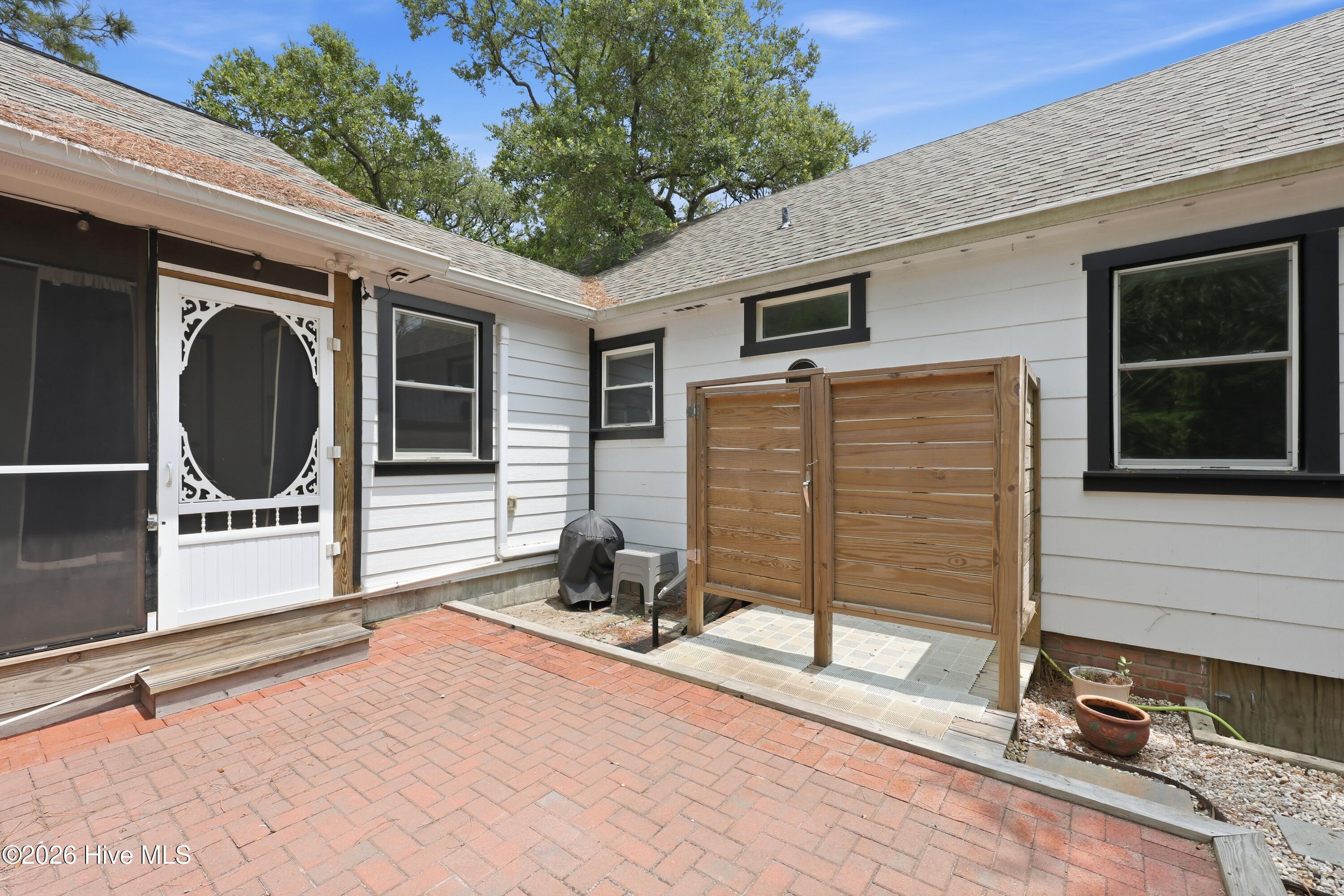 109 Noyes Avenue Property Photo 47