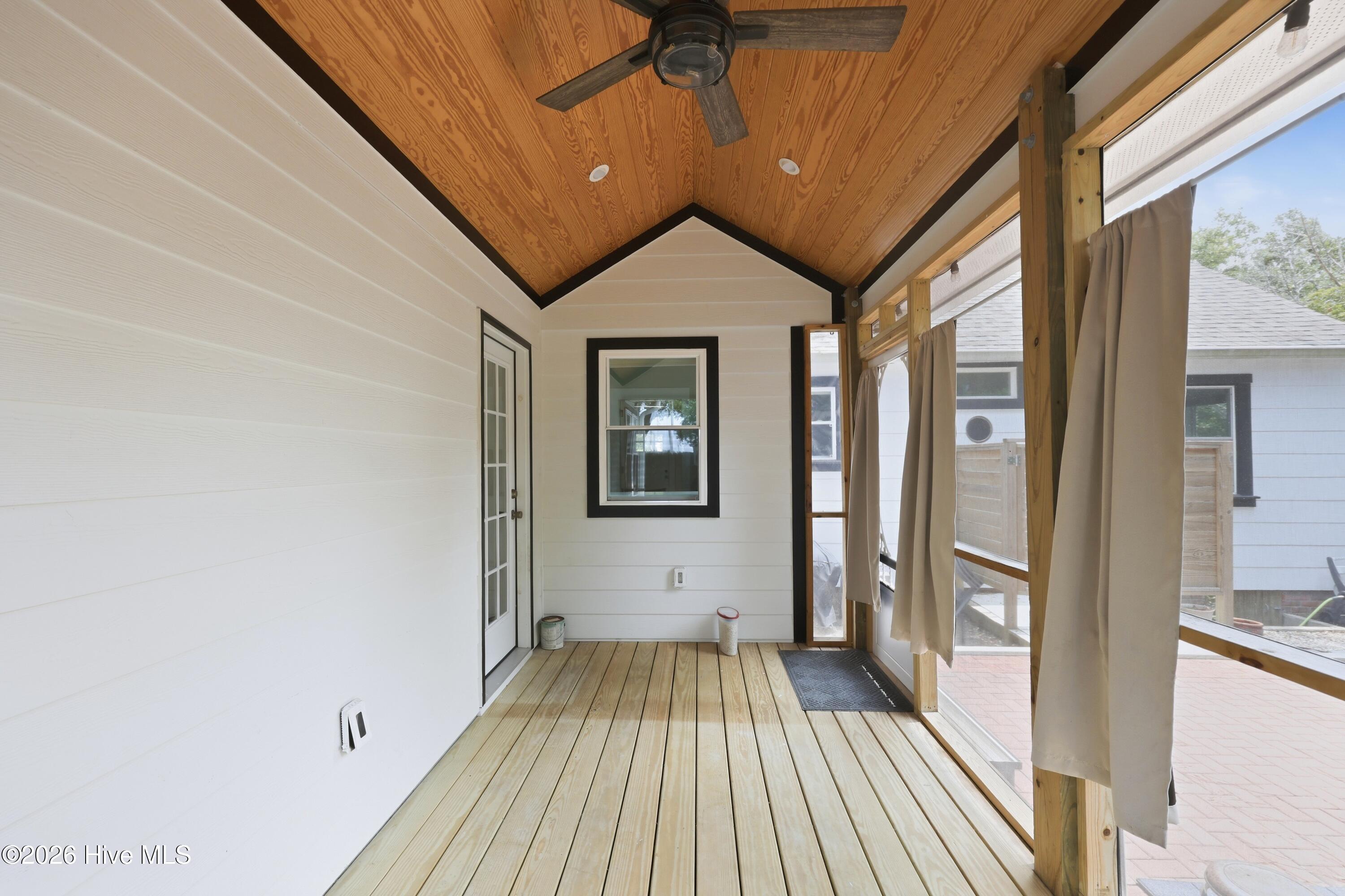109 Noyes Avenue Property Photo 48
