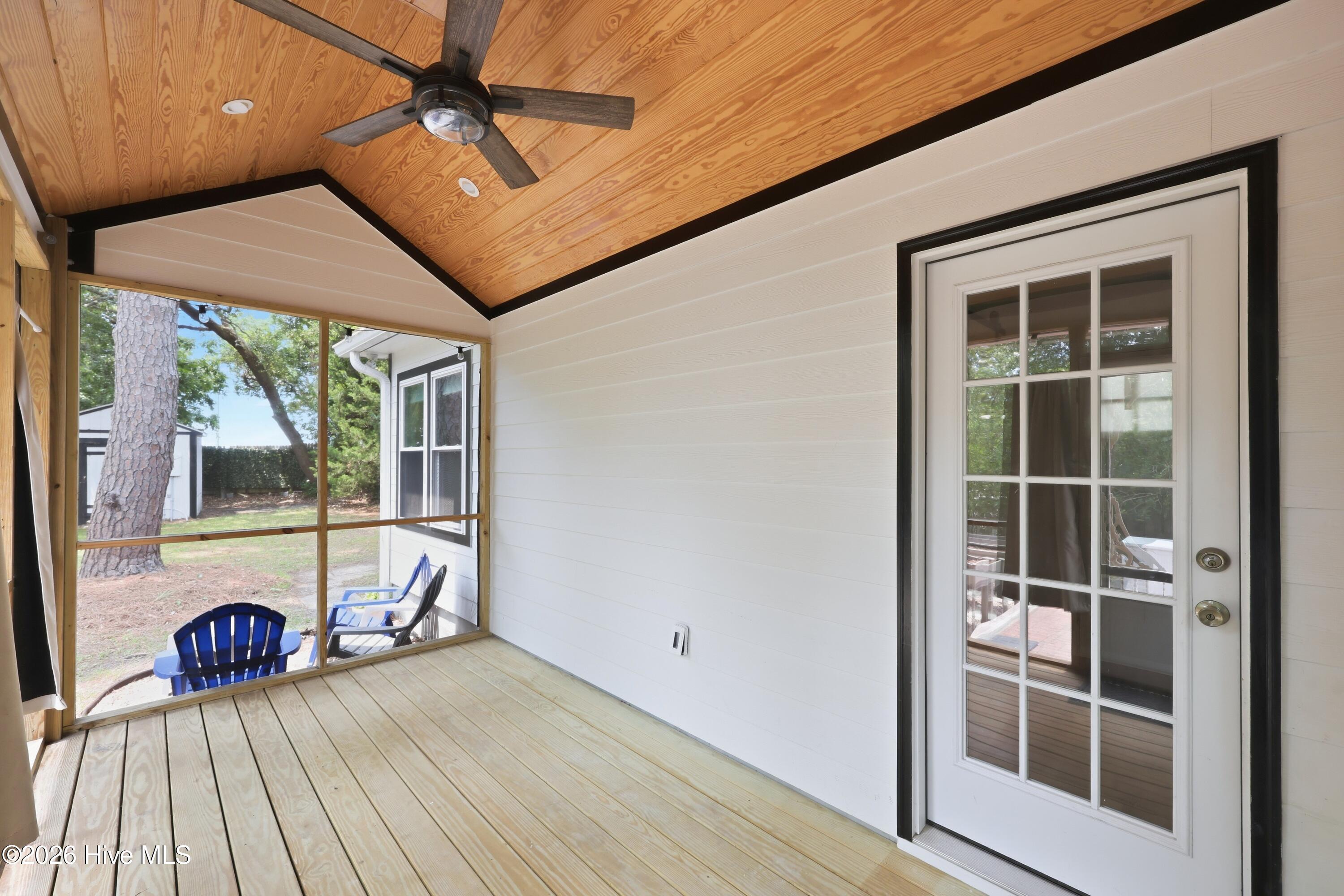 109 Noyes Avenue Property Photo 49