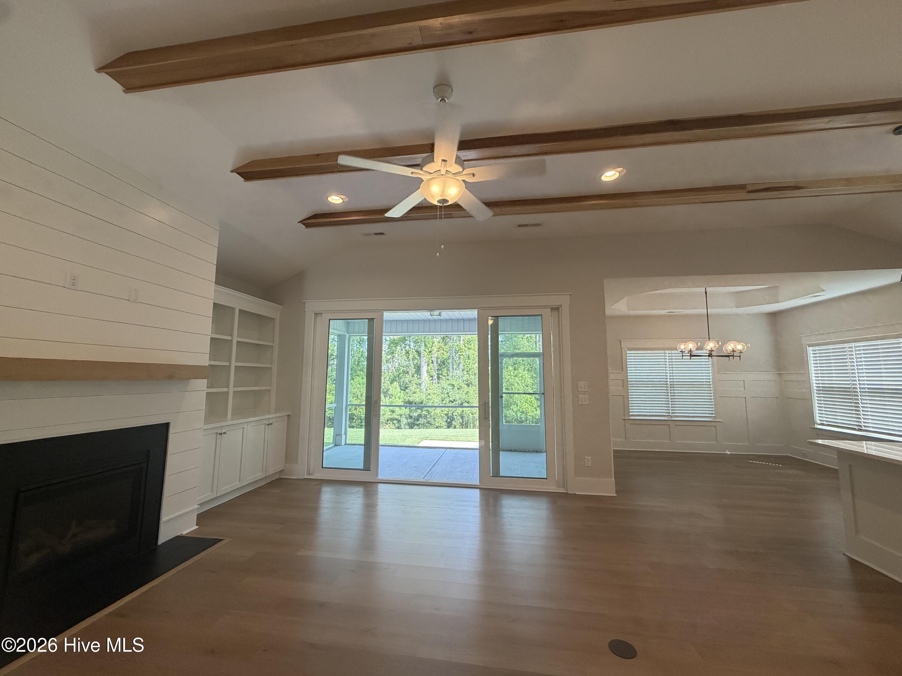2528 Lakeside Circle Property Photo 17