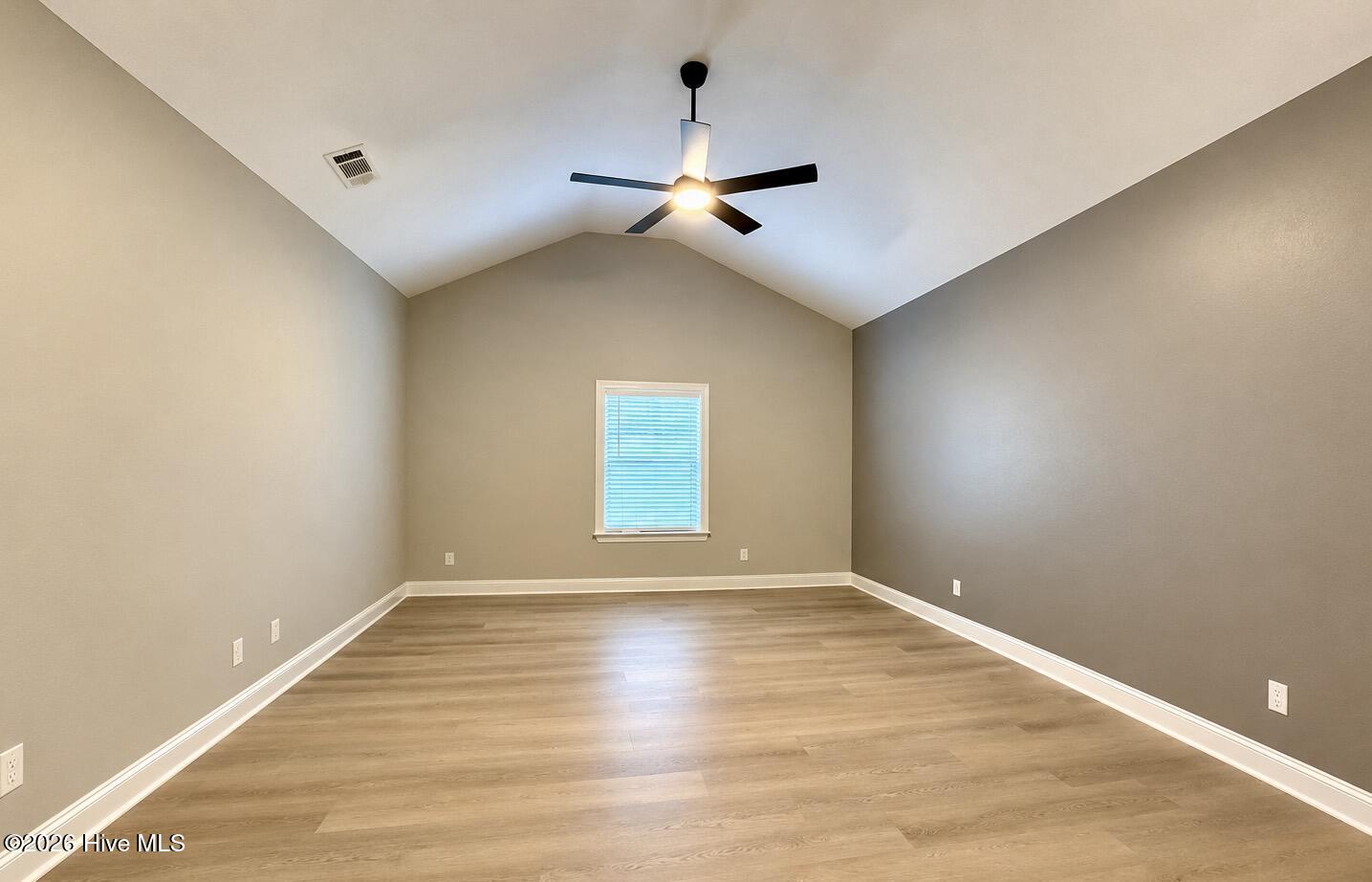 650b Hampton Circle Property Photo 25