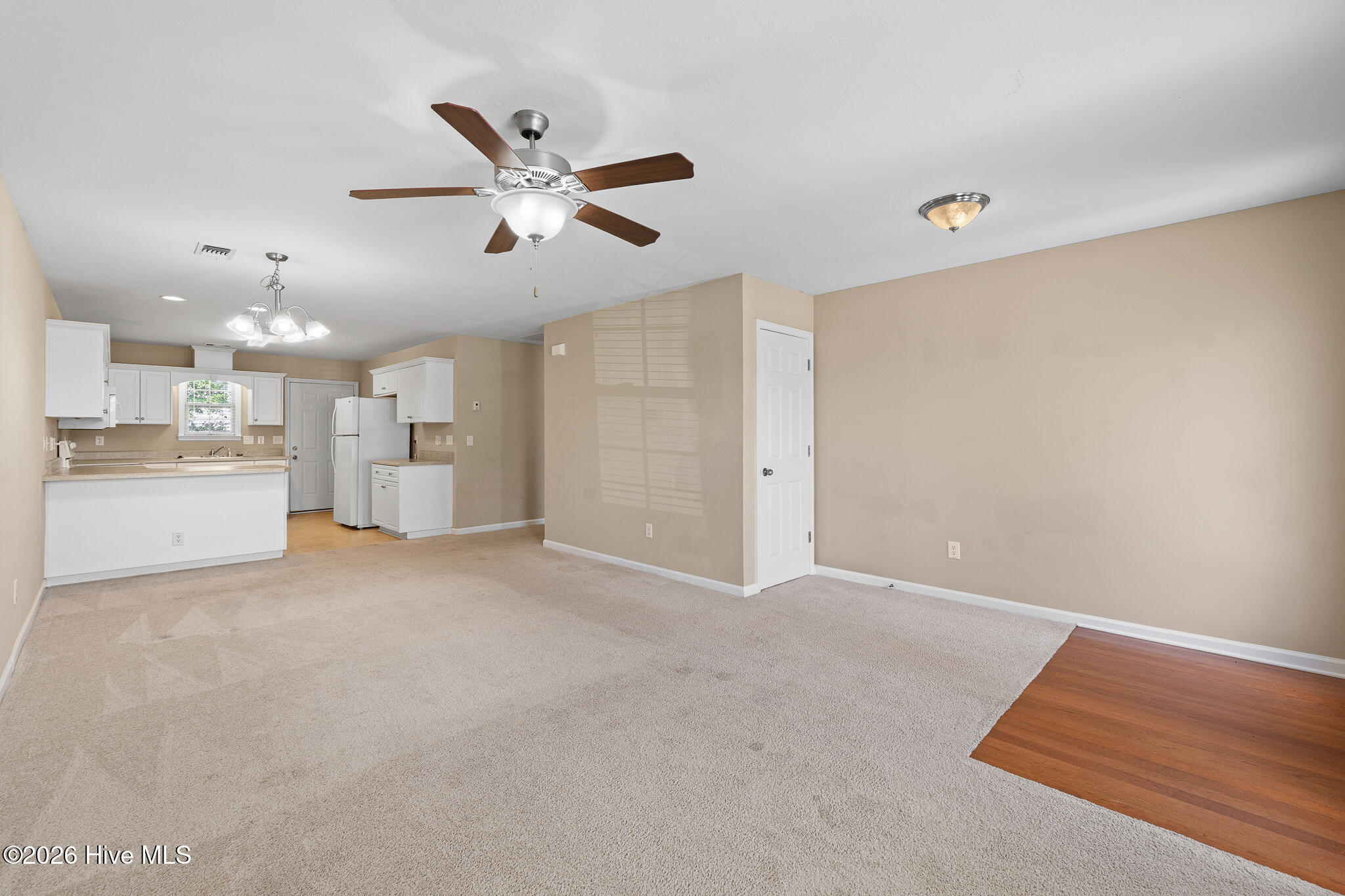 6107 Village West Lane Property Photo 4