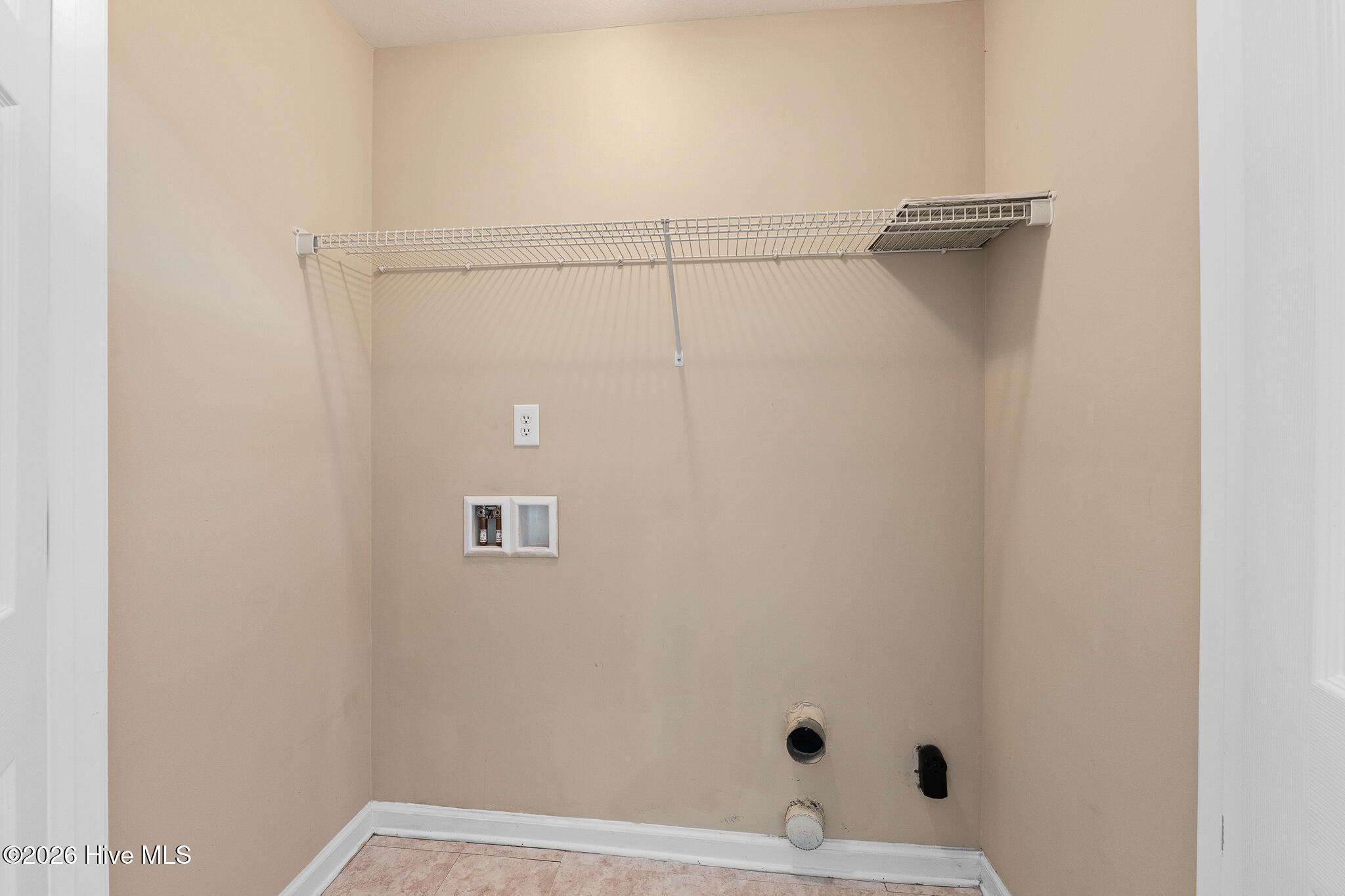 6107 Village West Lane Property Photo 8