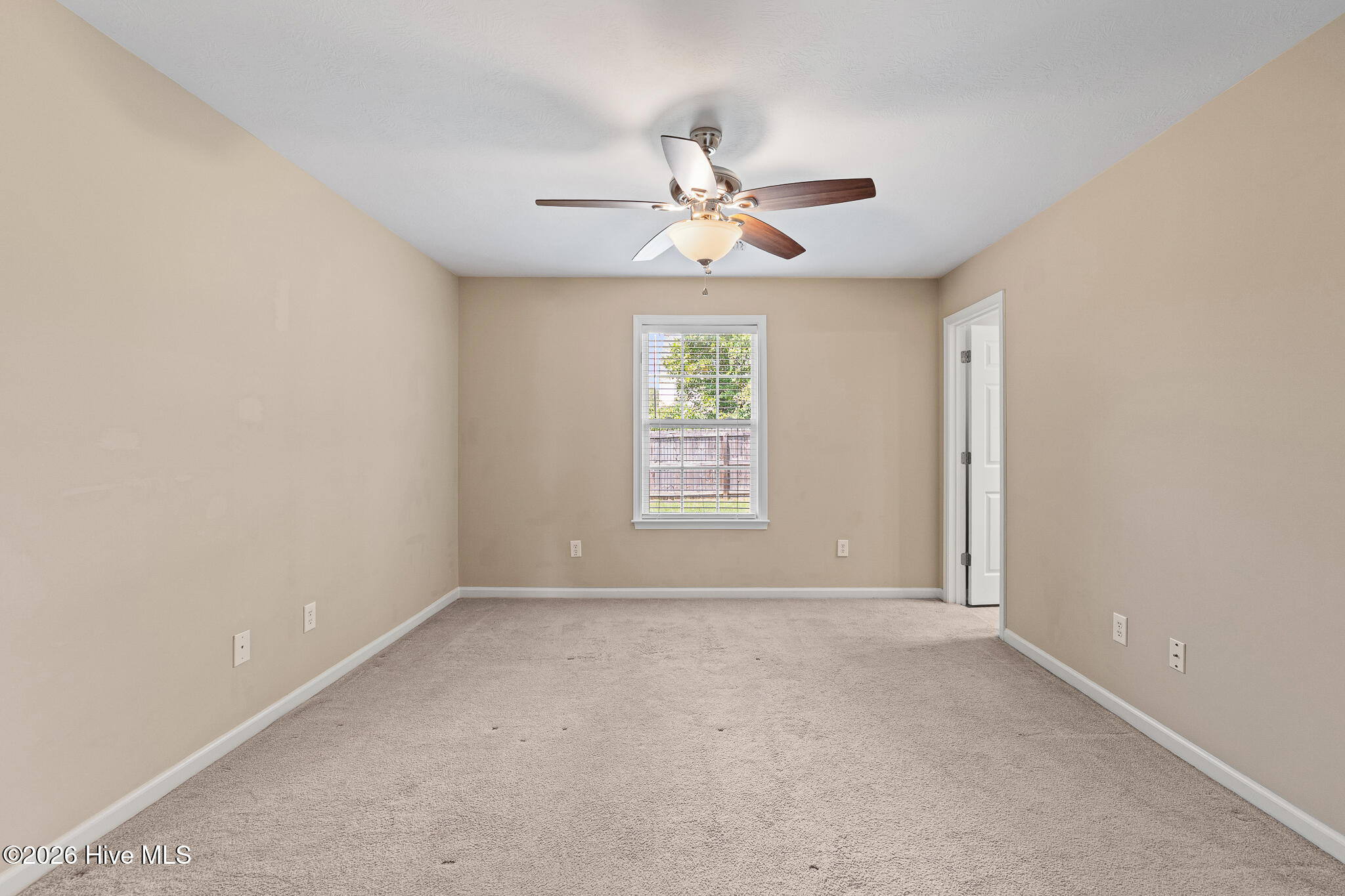 6107 Village West Lane Property Photo 9