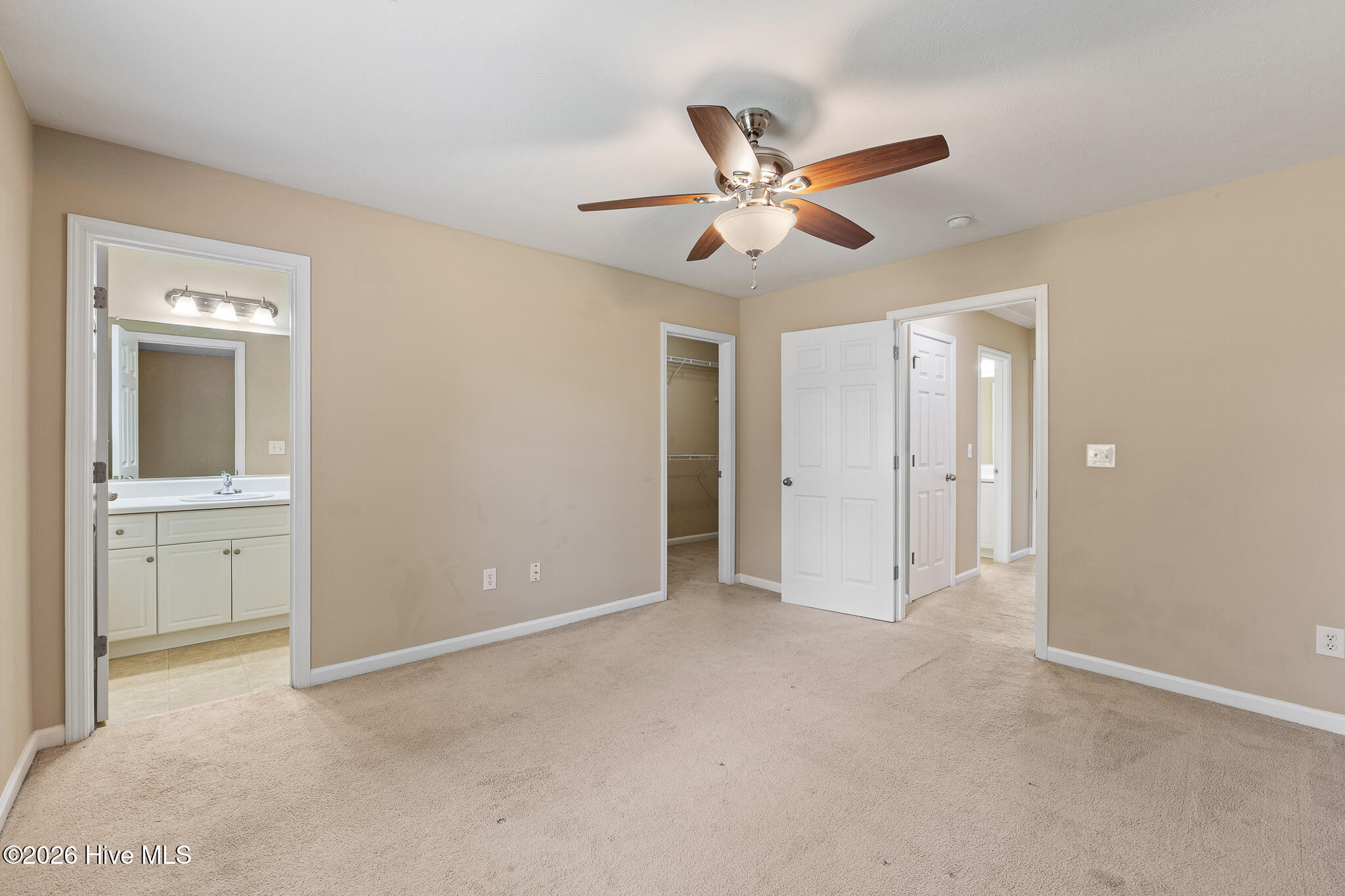 6107 Village West Lane Property Photo 10
