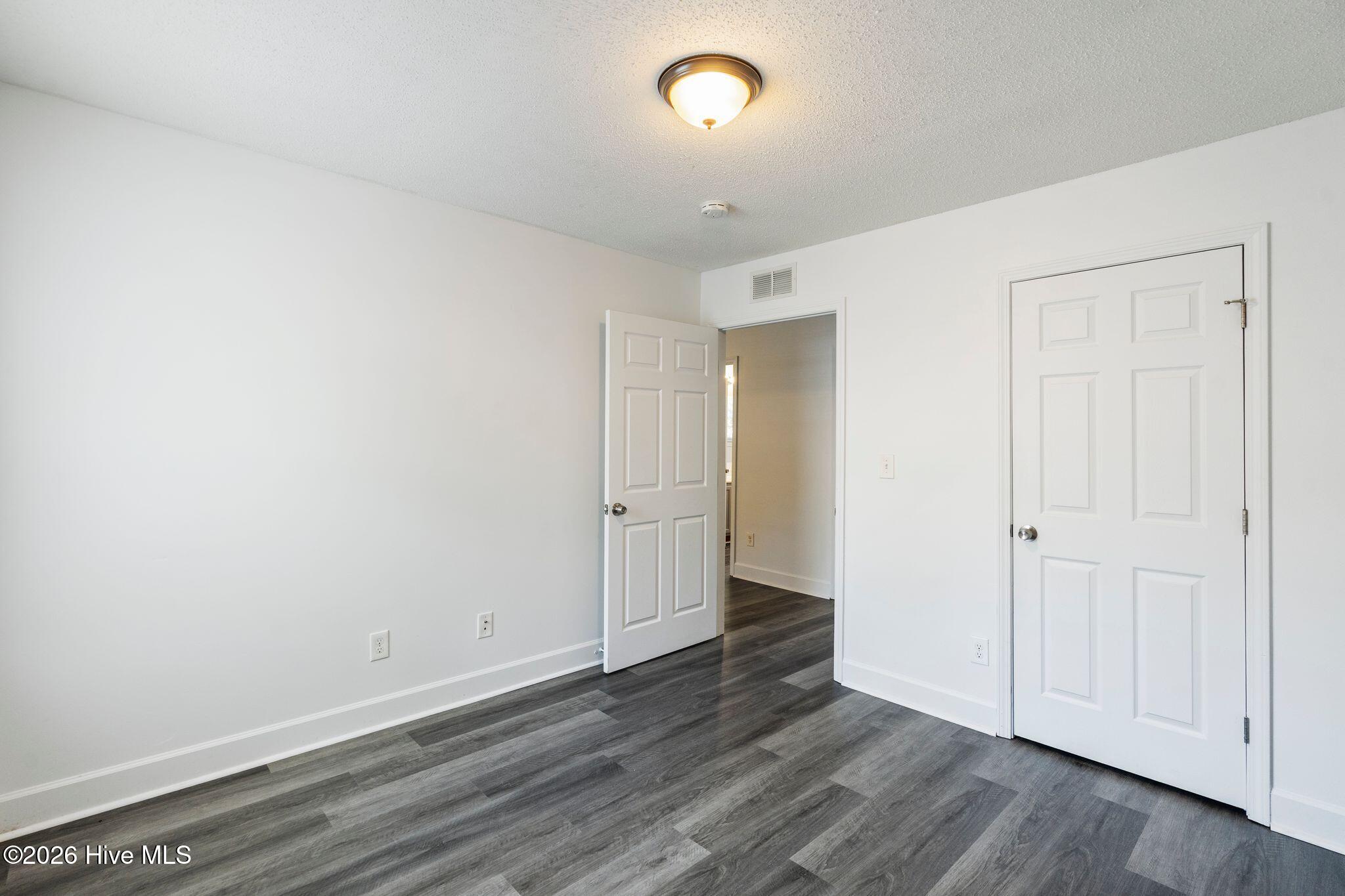3913 Prices Lane Property Photo 23