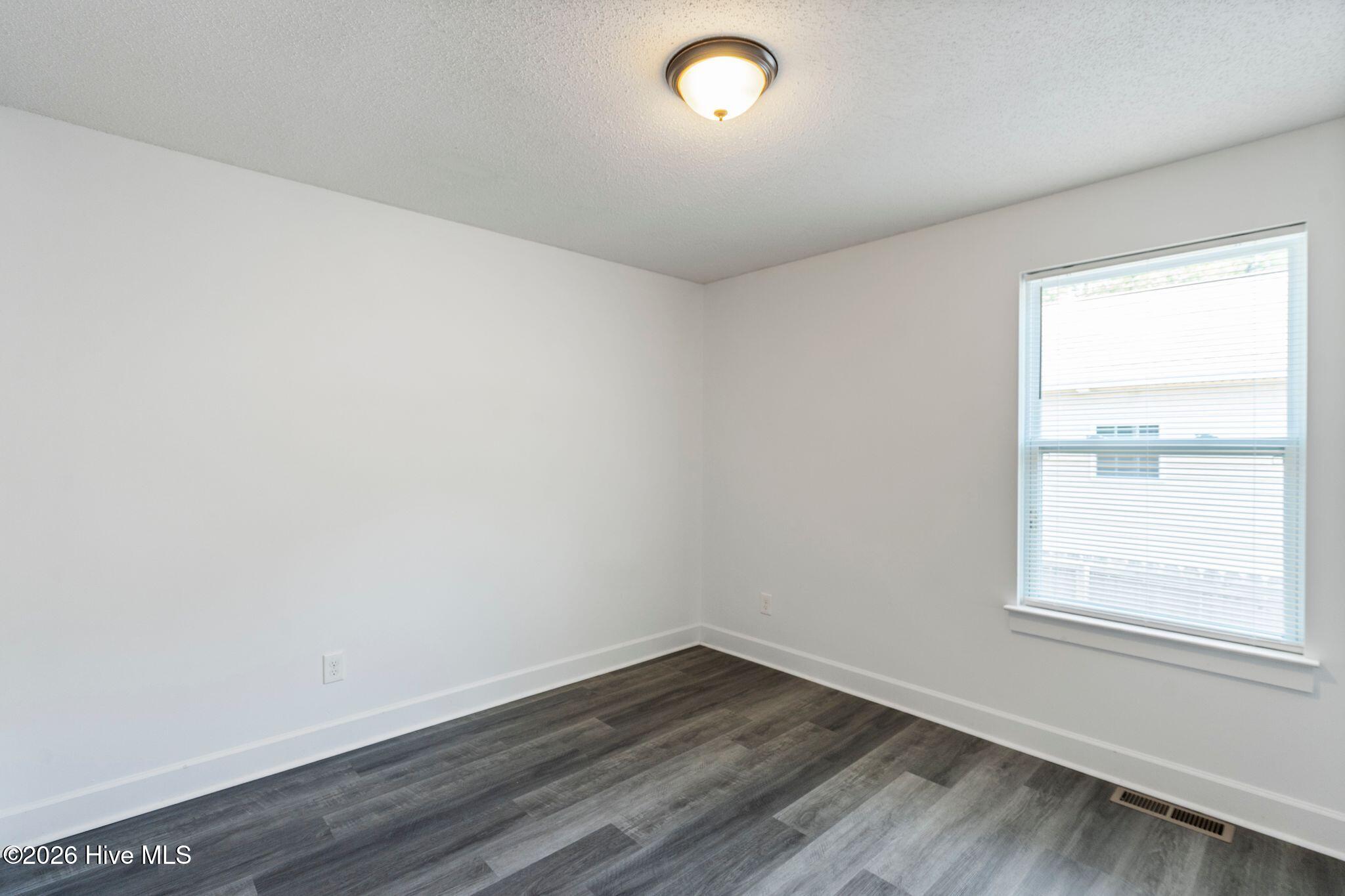 3913 Prices Lane Property Photo 24