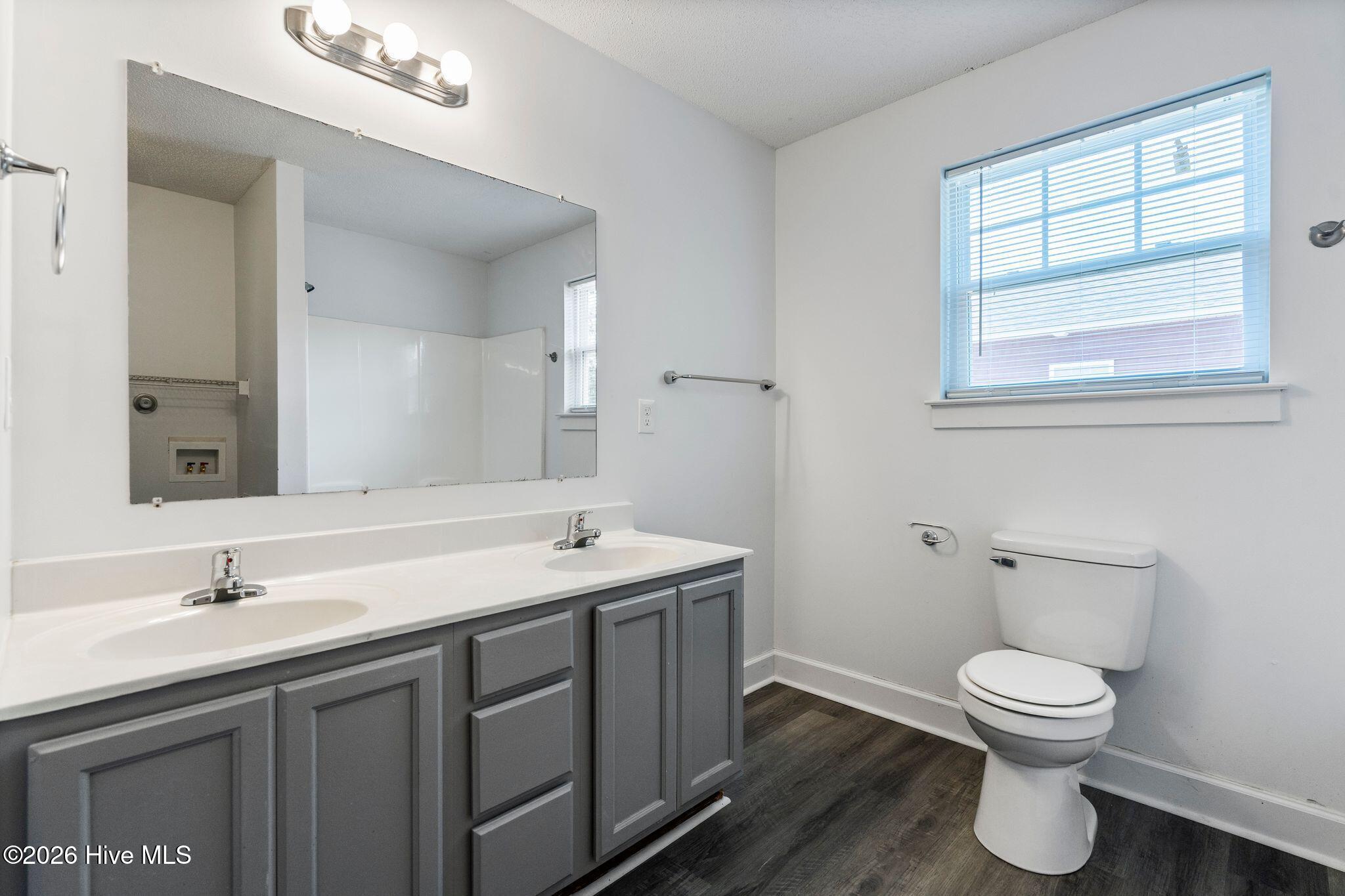 3913 Prices Lane Property Photo 34