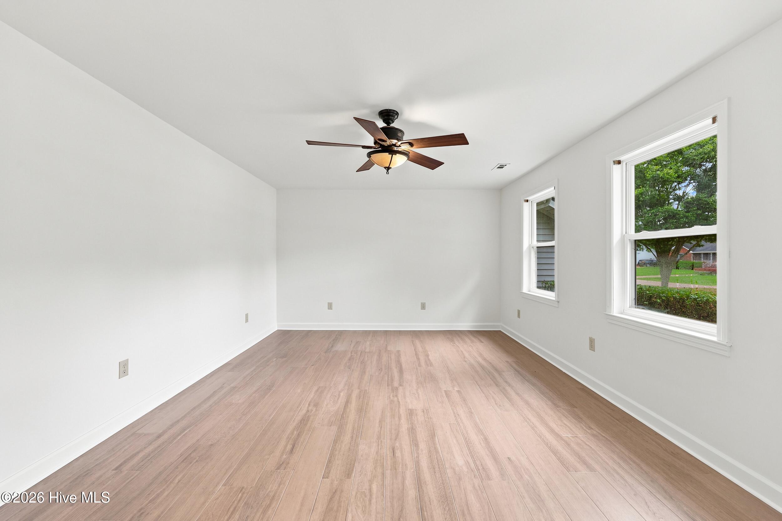 102 Troy Drive Property Photo 4