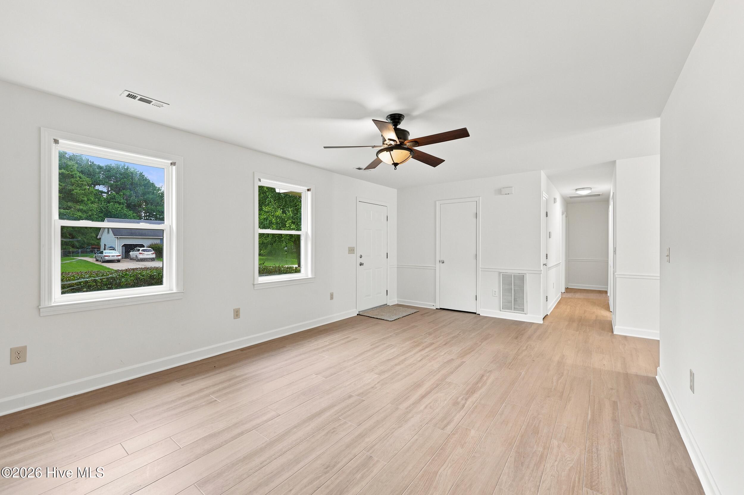 102 Troy Drive Property Photo 6