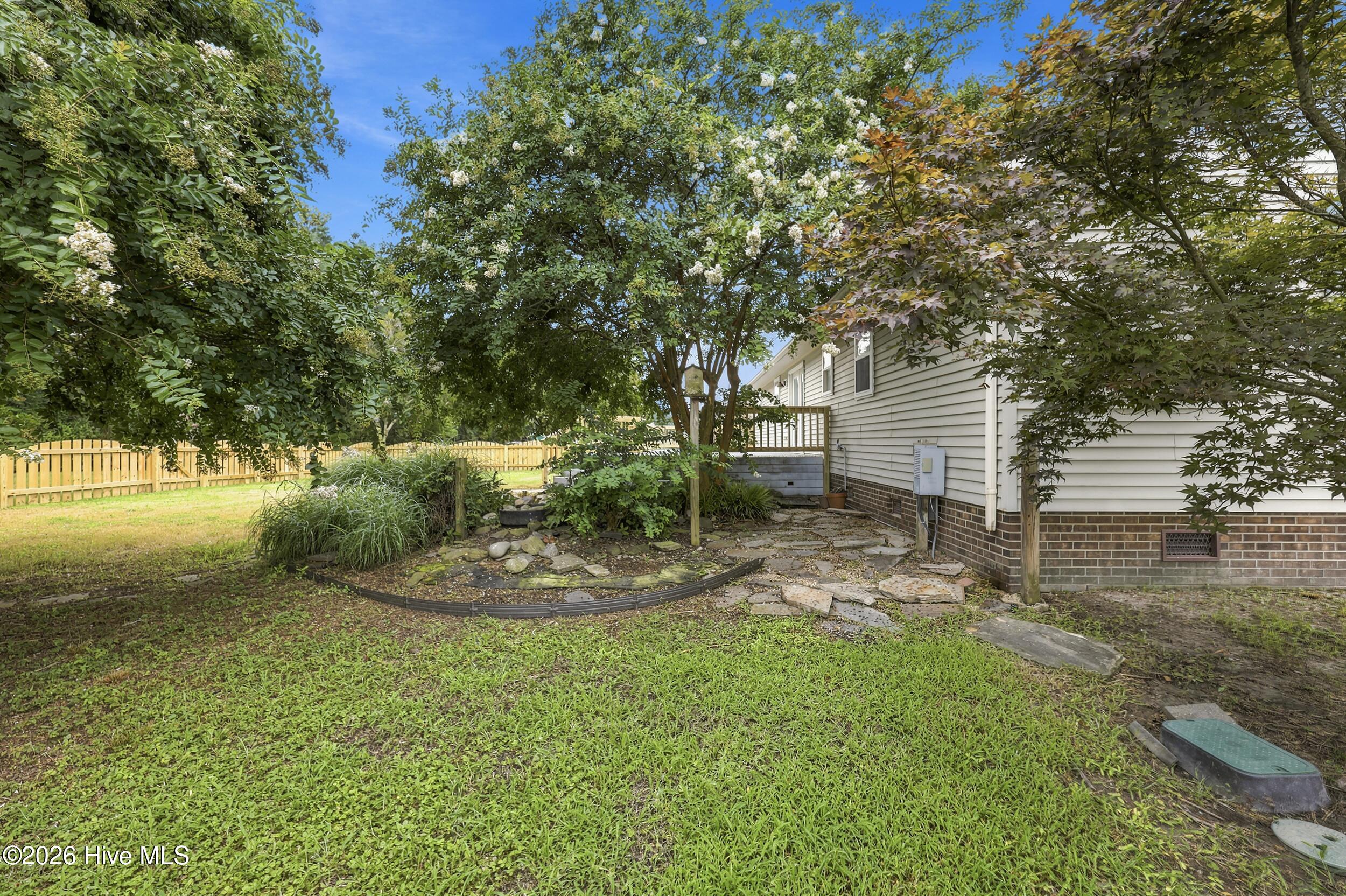102 Troy Drive Property Photo 33