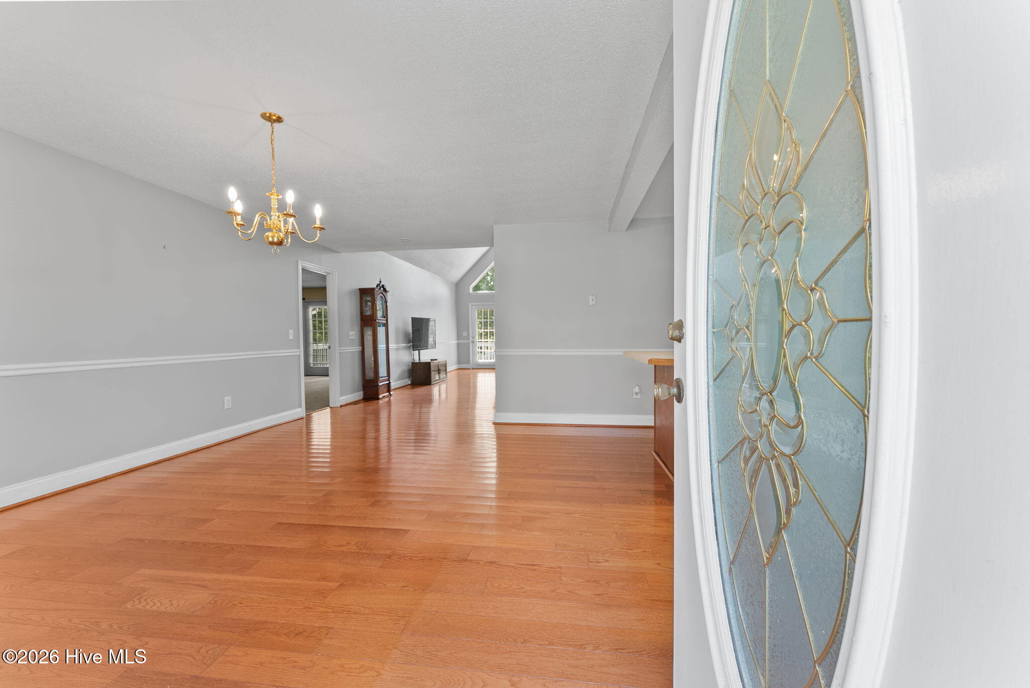 1046 Elm Drive Property Photo 4