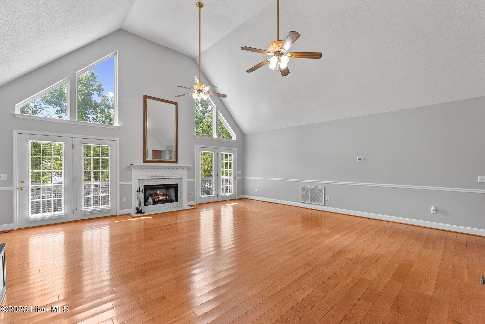 1046 Elm Drive Property Photo 14