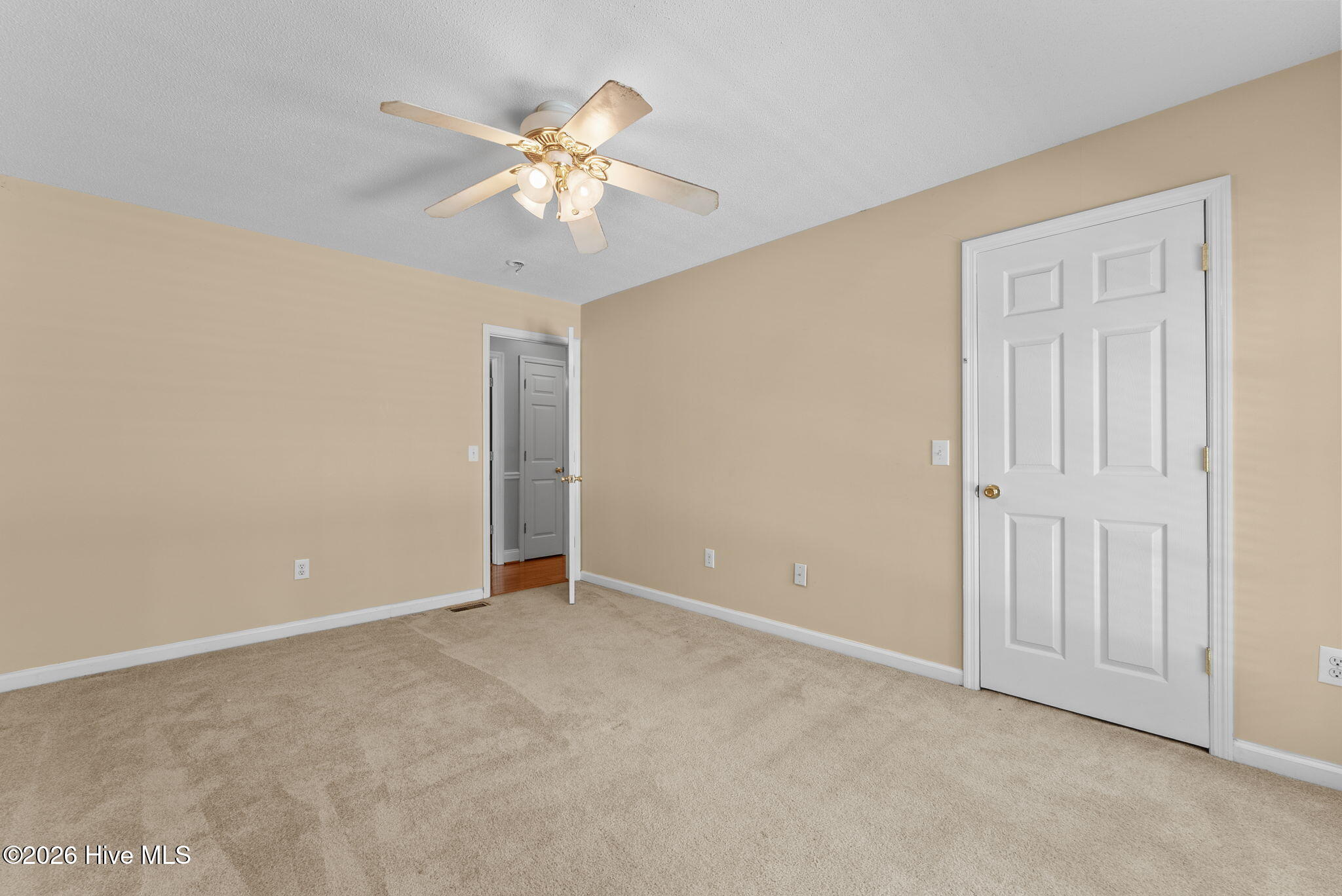 1046 Elm Drive Property Photo 26