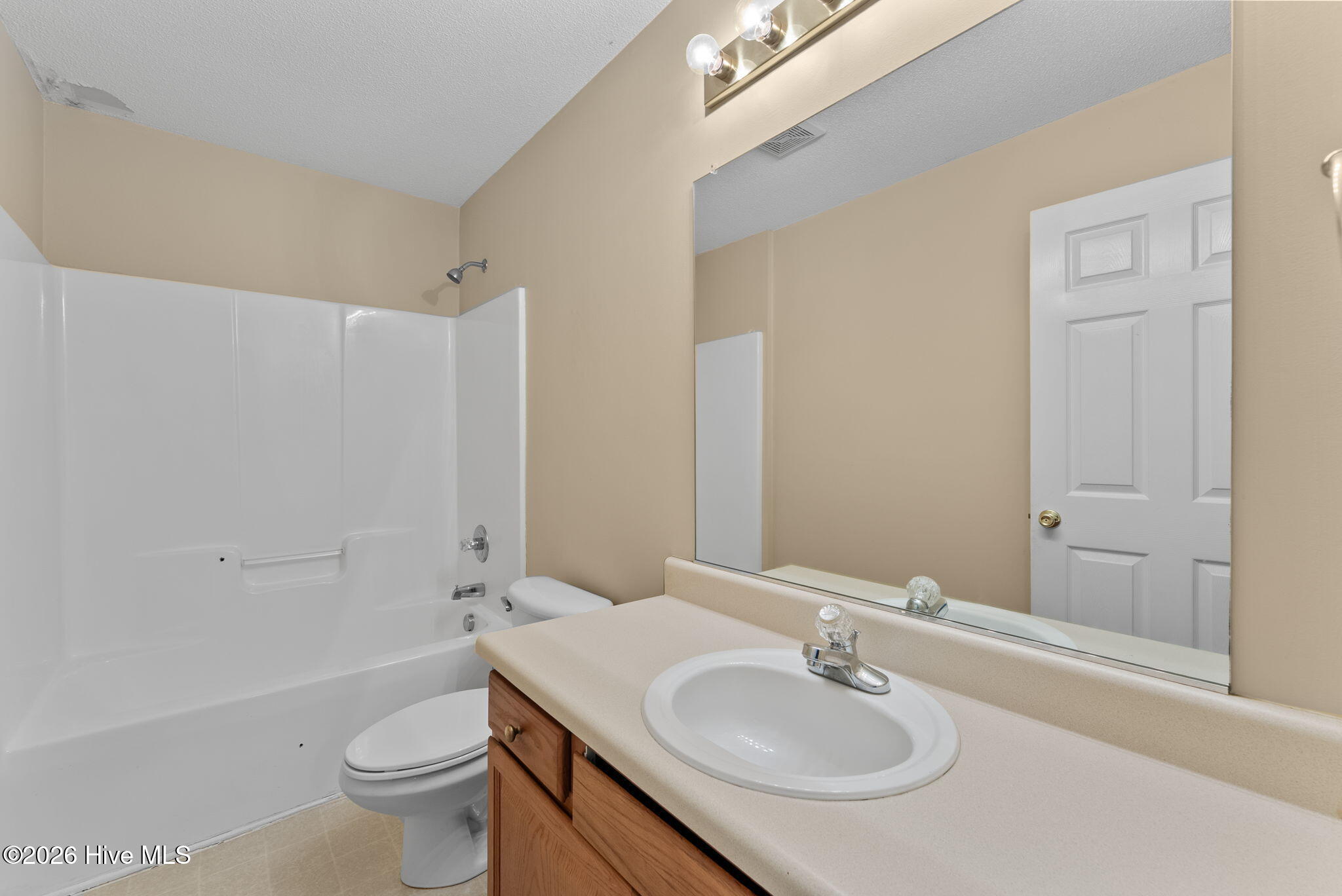1046 Elm Drive Property Photo 27
