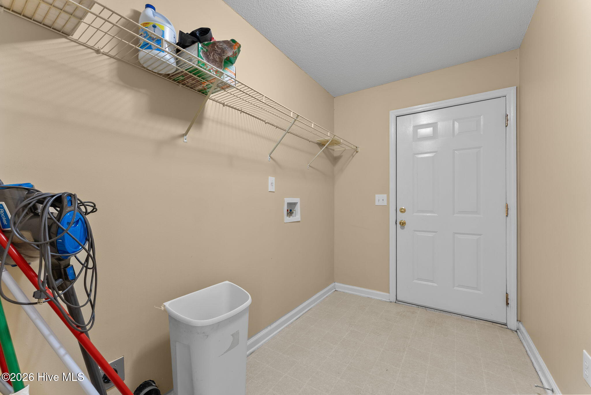 1046 Elm Drive Property Photo 30