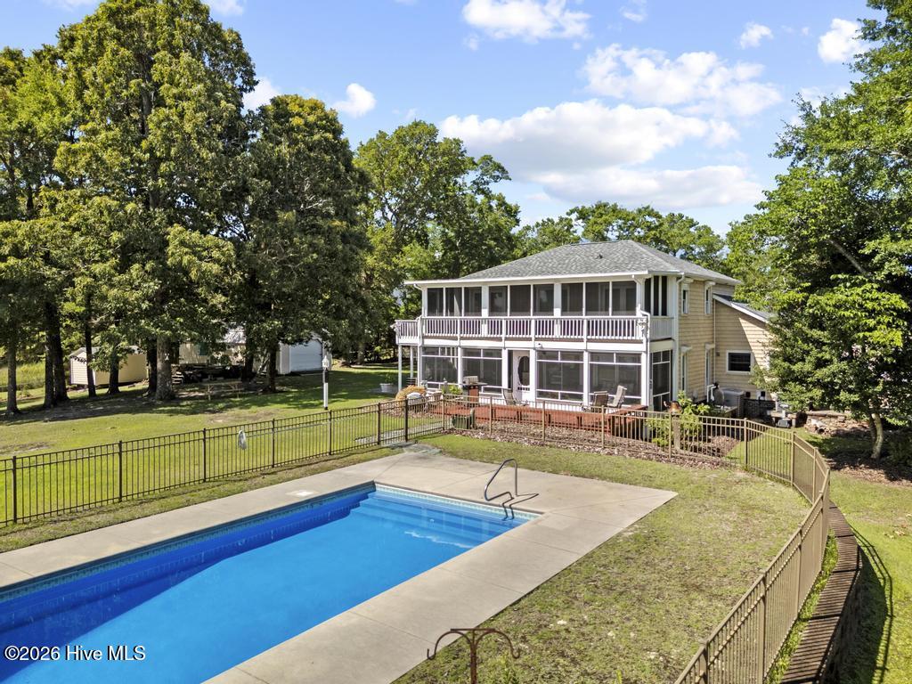 148 E Ivybridge Drive Property Photo 2