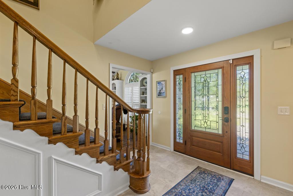 148 E Ivybridge Drive Property Photo 8