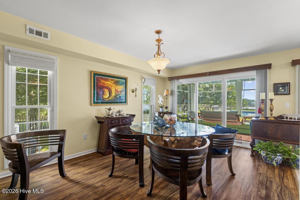 148 E Ivybridge Drive Property Photo 12