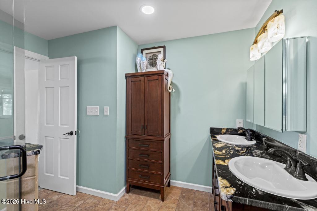 148 E Ivybridge Drive Property Photo 29