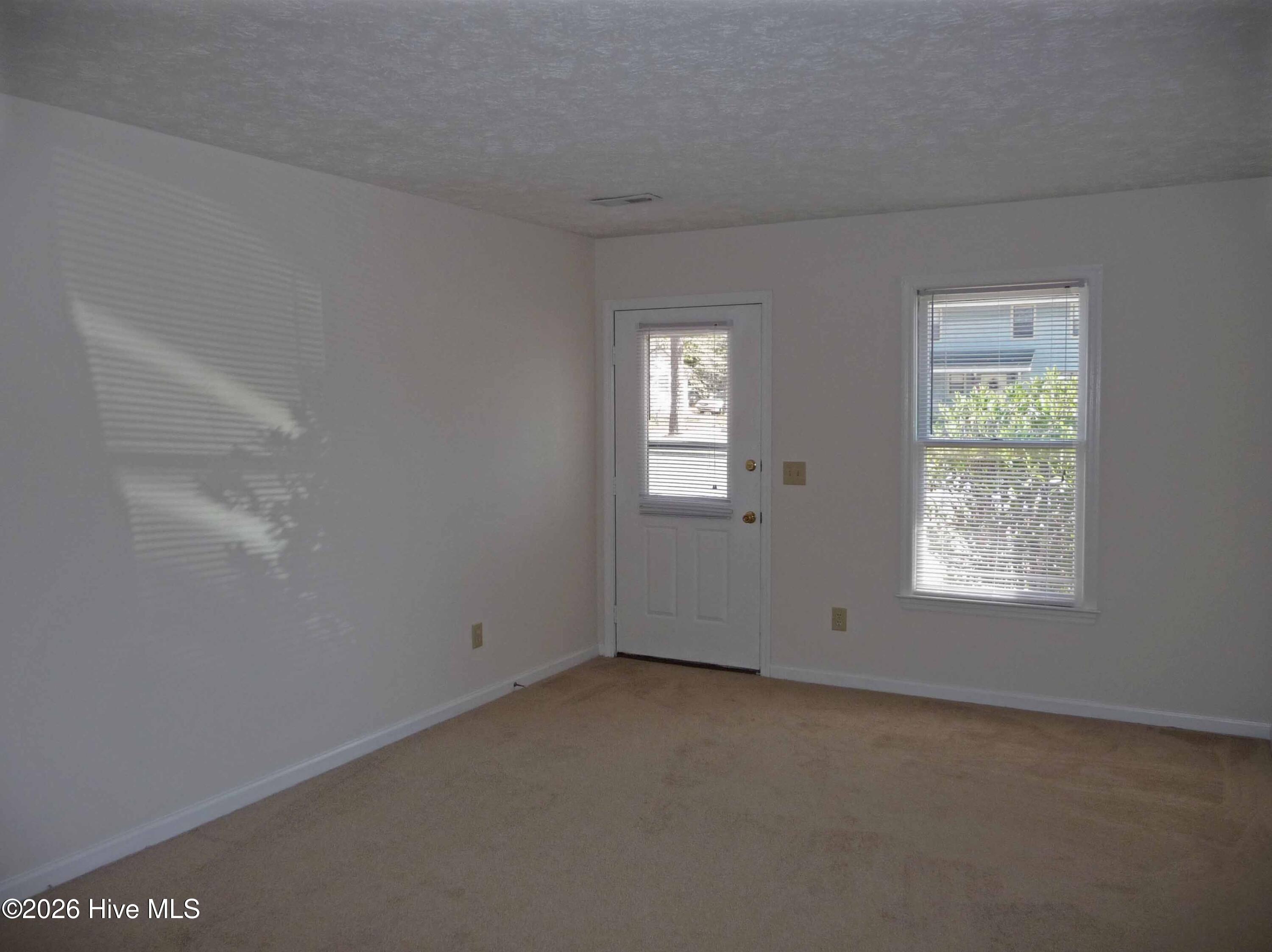 407 Lennon Drive Property Photo 3