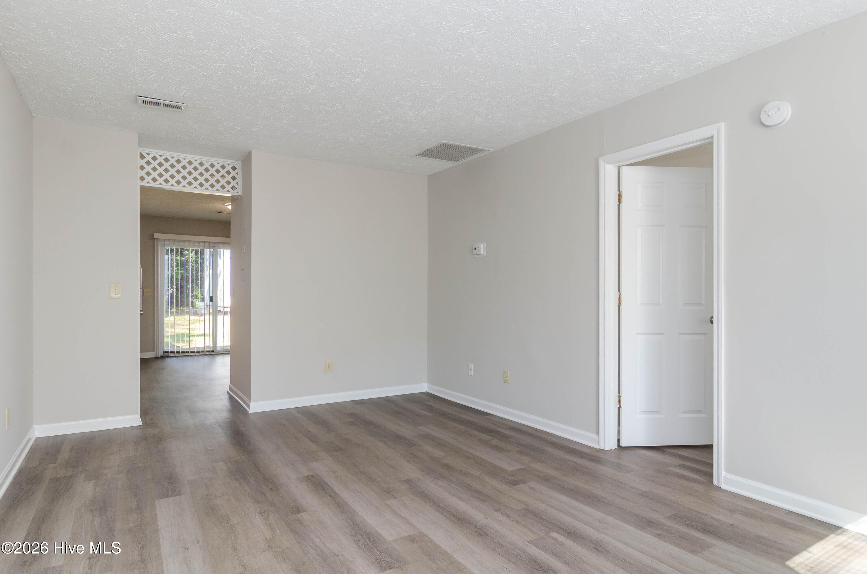 407 Lennon Drive Property Photo 3