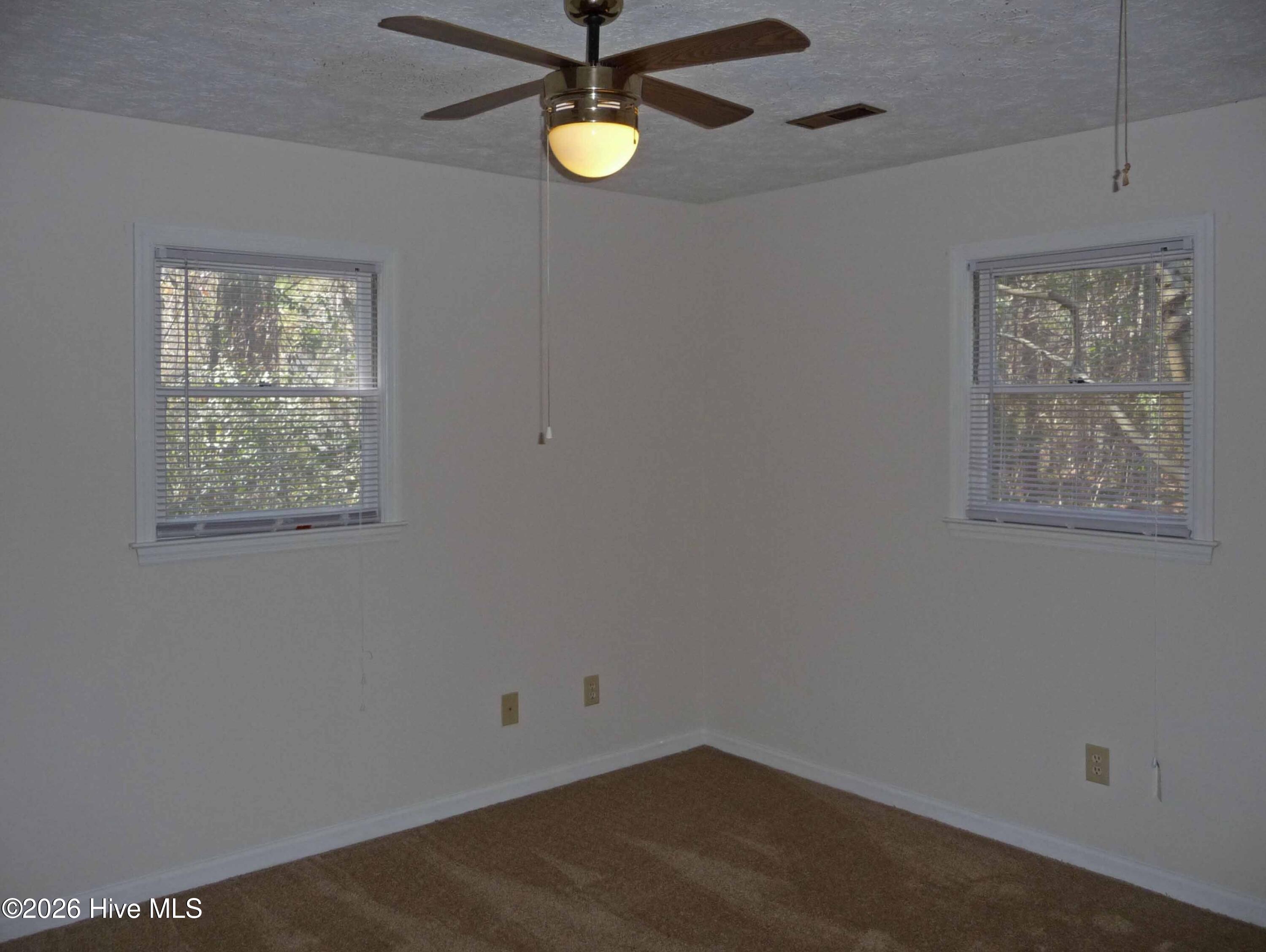 407 Lennon Drive Property Photo 5