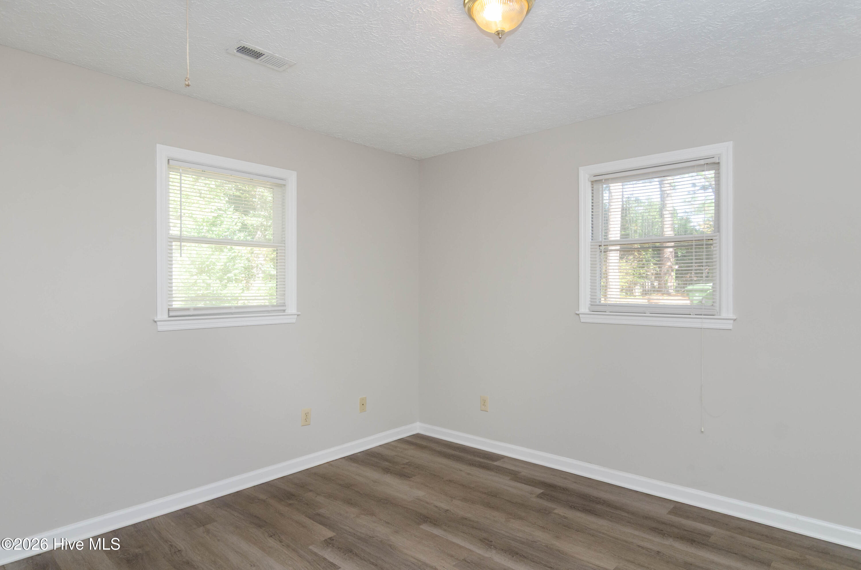 407 Lennon Drive Property Photo 9