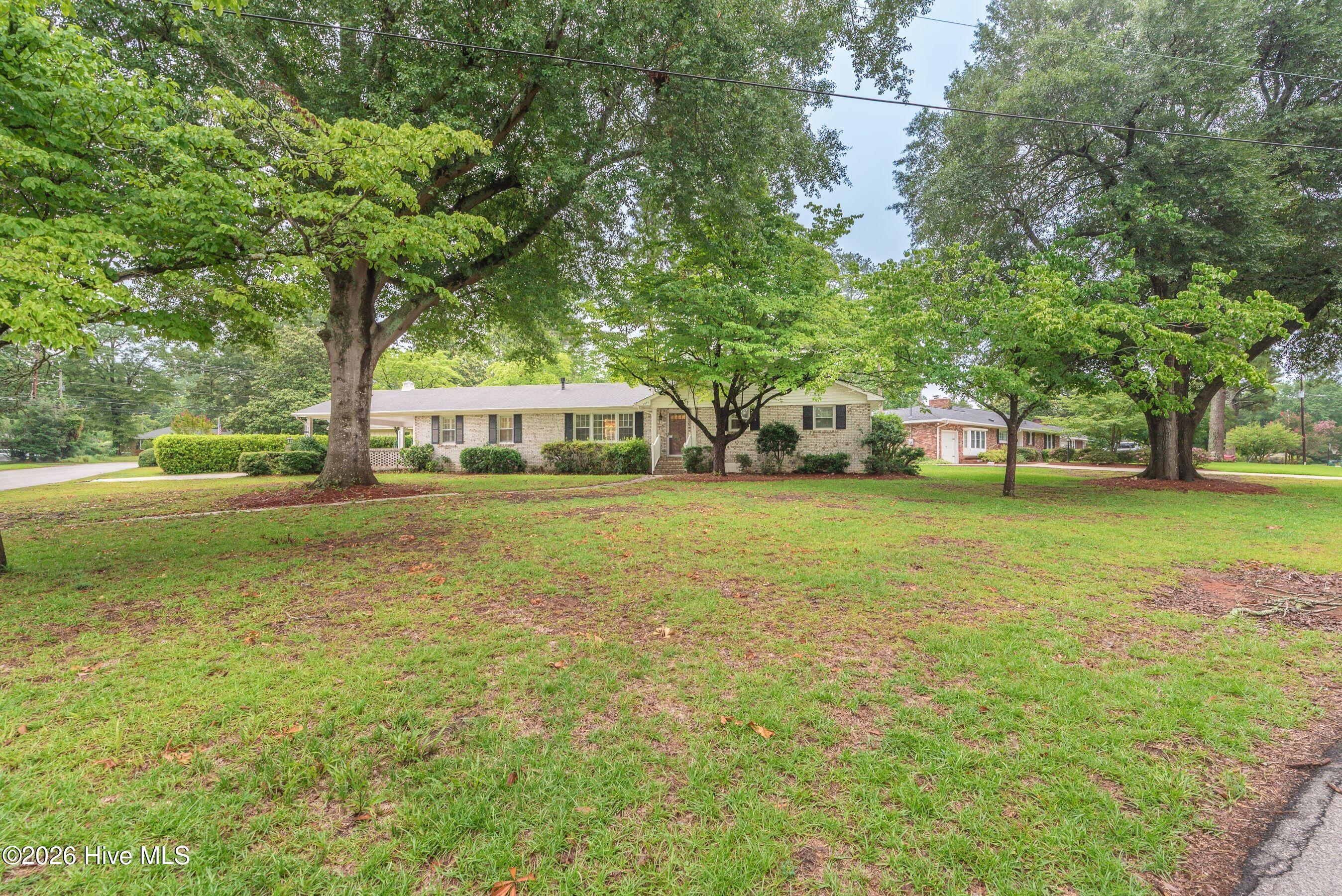 1471 Nottingham Drive Se Property Photo 2