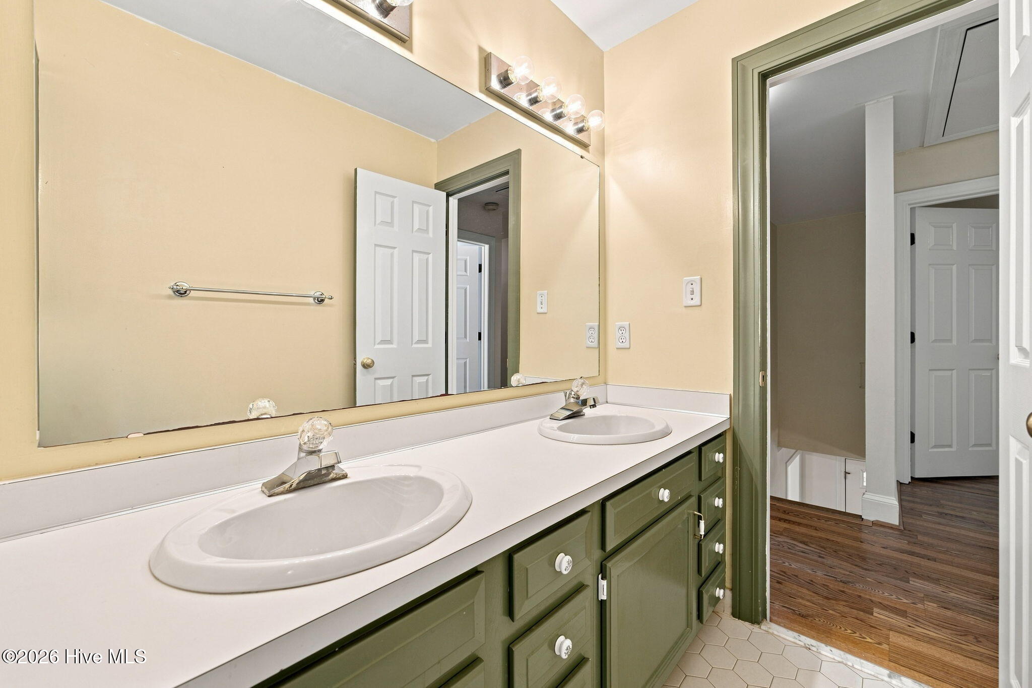 113 Bishop Drive Property Photo 28