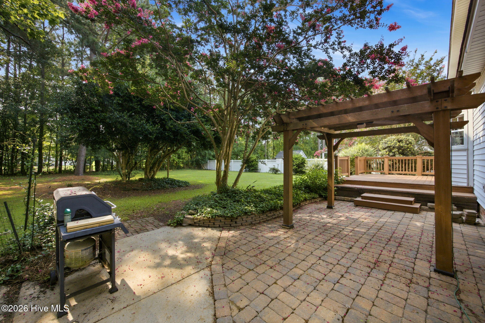 113 Bishop Drive Property Photo 37