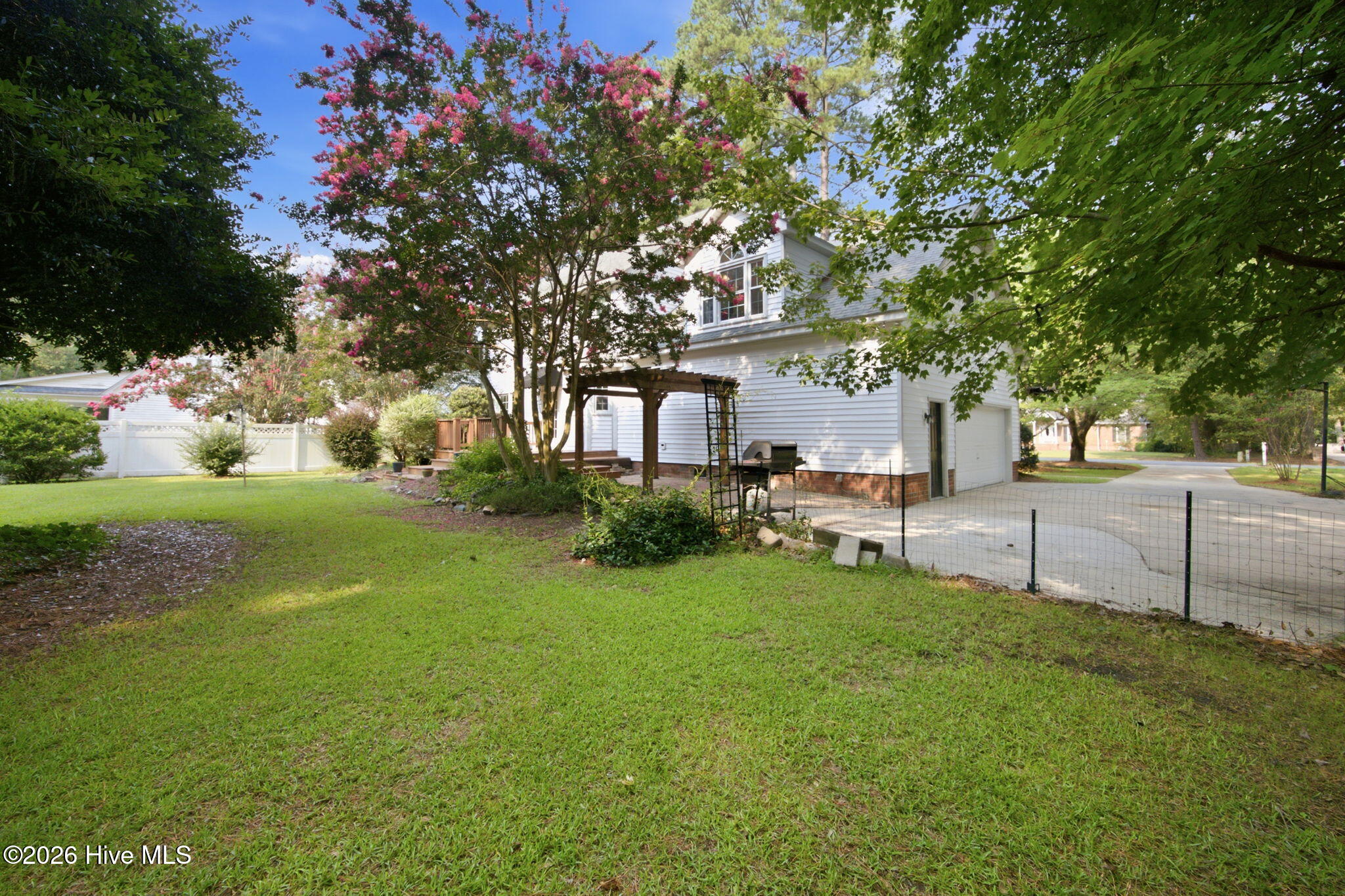 113 Bishop Drive Property Photo 38